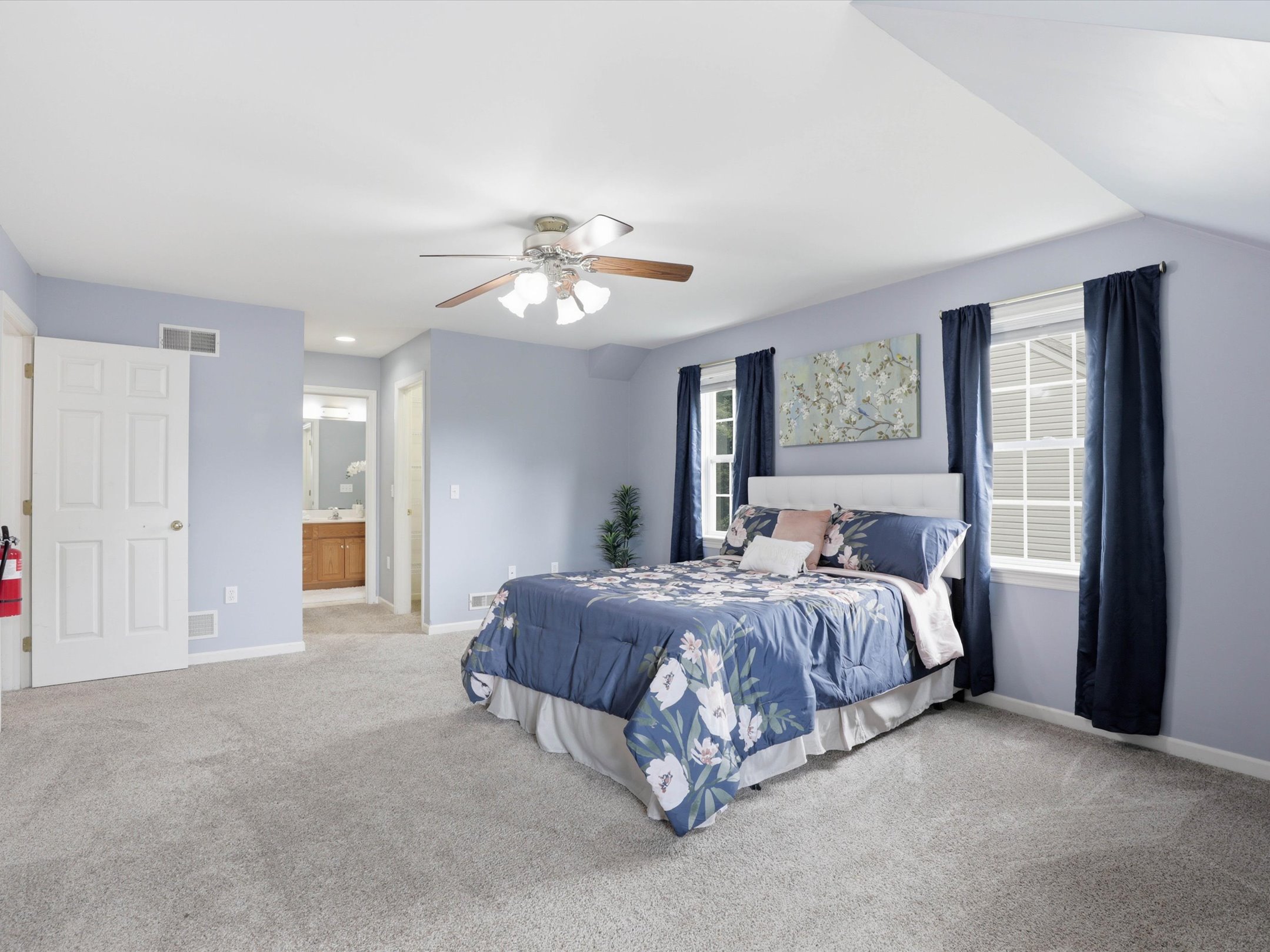  216 Juniper Dr - 物件實景