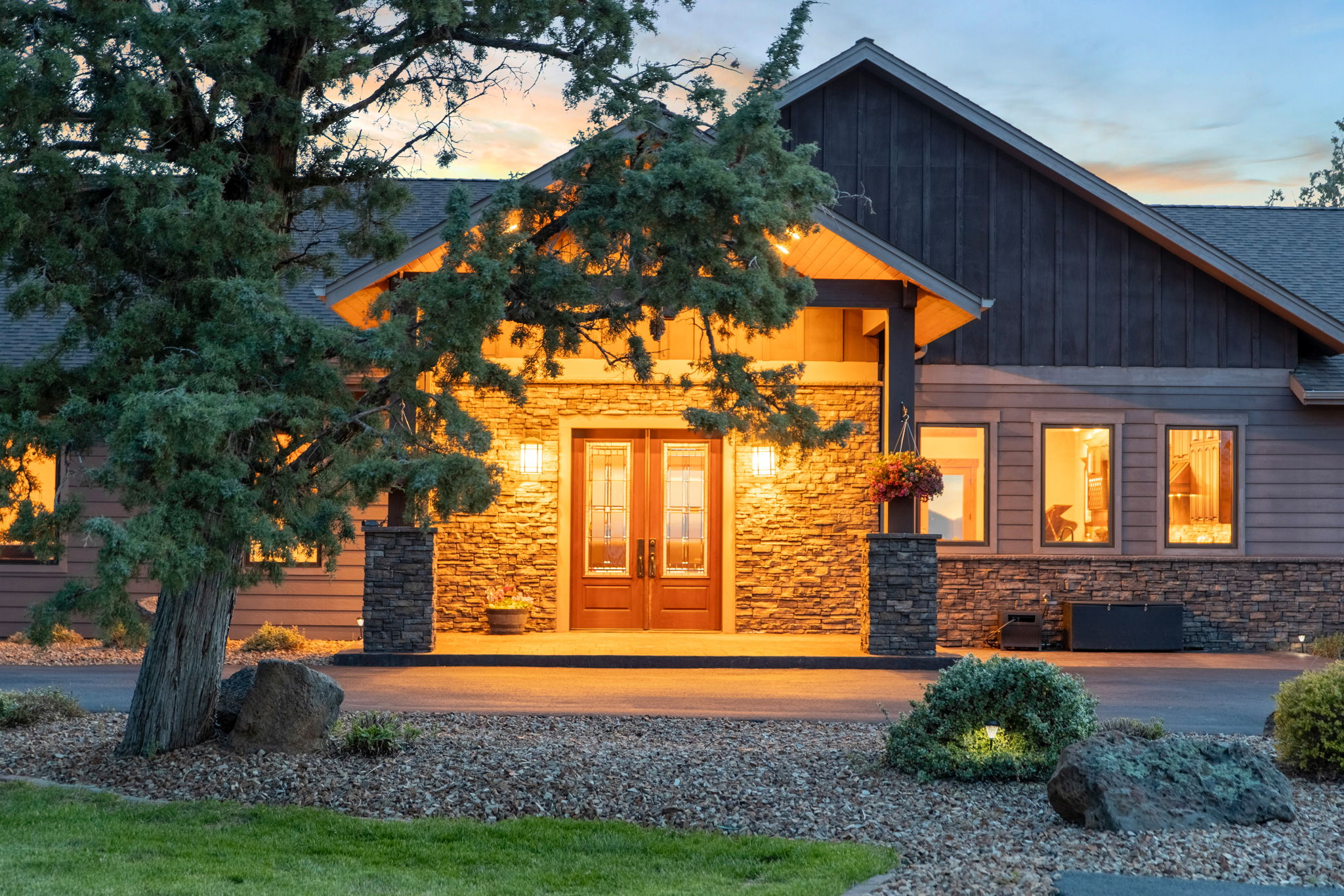 13501 SW Riggs Rd., Powell Butte, Oregon, 97753, United States, 3 Bedrooms Bedrooms, ,4 BathroomsBathrooms,Farm And Agriculture,For Sale,13501 SW Riggs Rd.,1623020