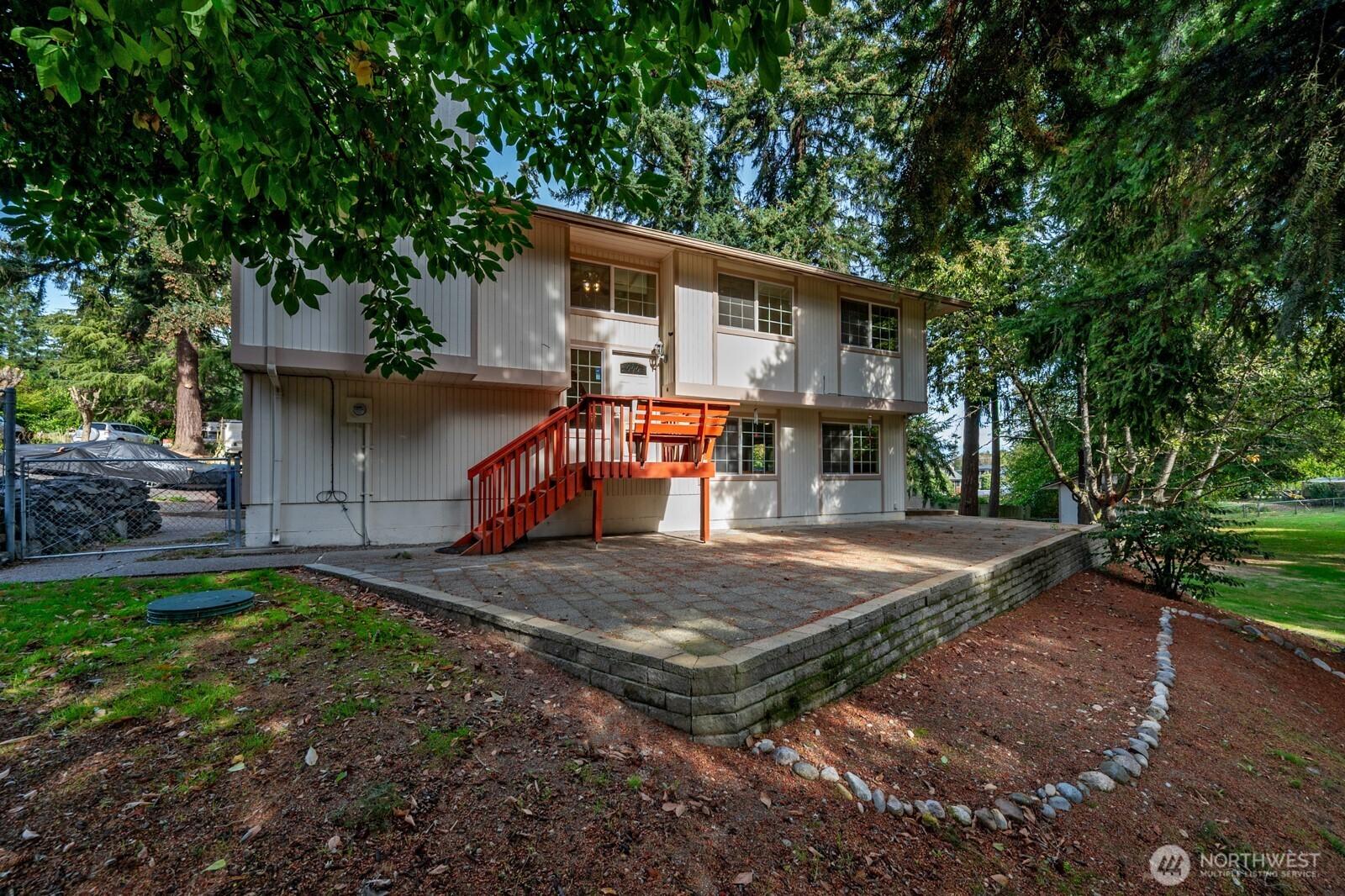 305th St, Federal Way, WA 98023