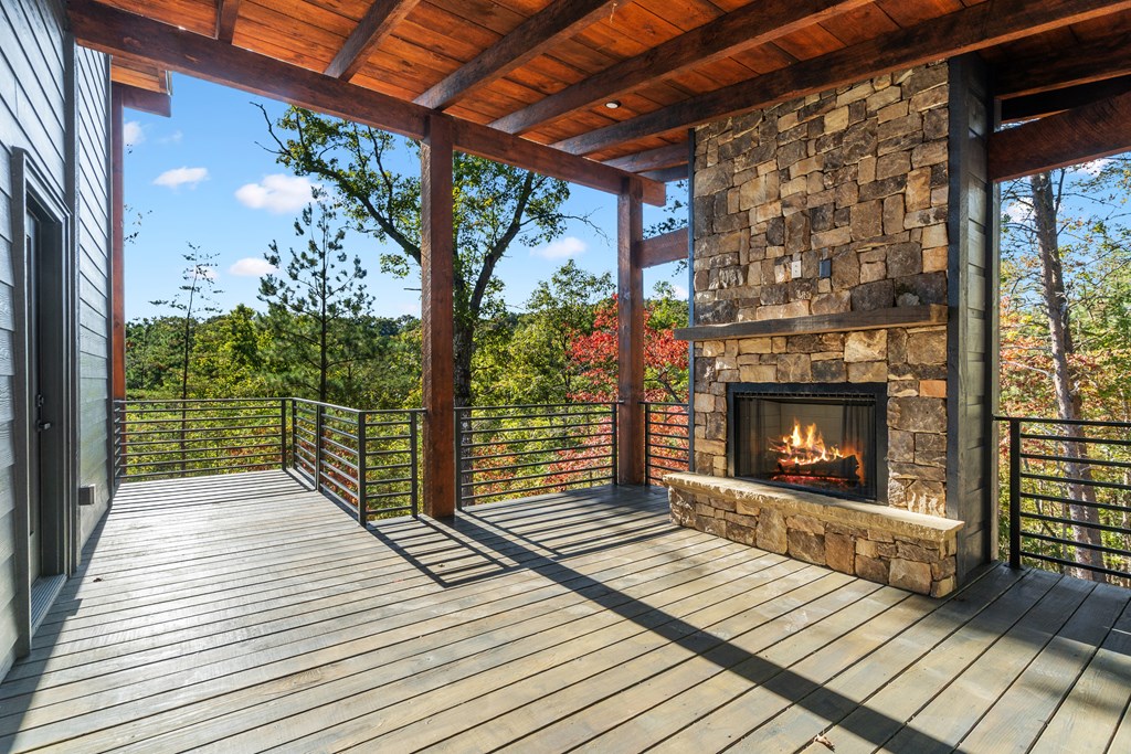 Mineral Bluff, Georgia, 30559, United States, 3 Bedrooms Bedrooms, ,3 BathroomsBathrooms,Residential,For Sale,1984301