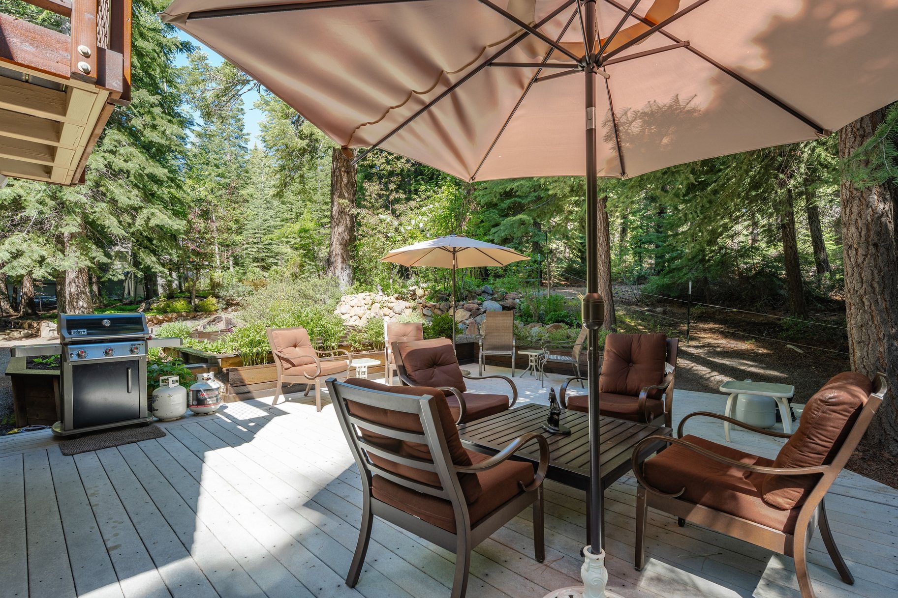  Carnelian Bay home backing to forest service and with an additional vacant lot - 物件實景