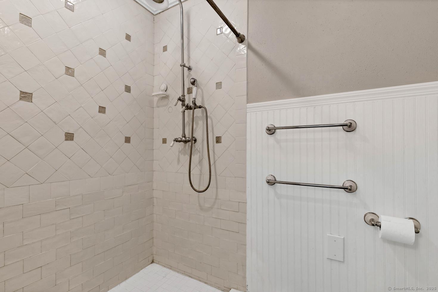 Old Saybrook, Connecticut, 06475, United States, 5 Bedrooms Bedrooms, ,3 BathroomsBathrooms,Residential,For Sale,1806241