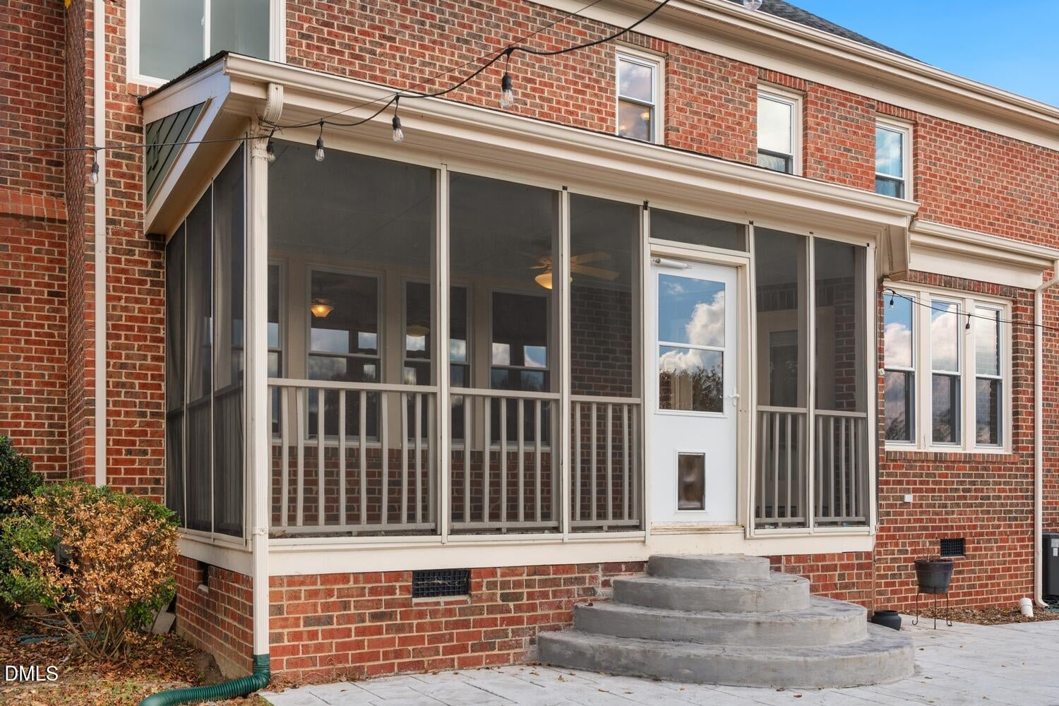 Rolesville, North Carolina, 27571, United States, 4 Bedrooms Bedrooms, ,3 BathroomsBathrooms,Residential,For Sale,1988070