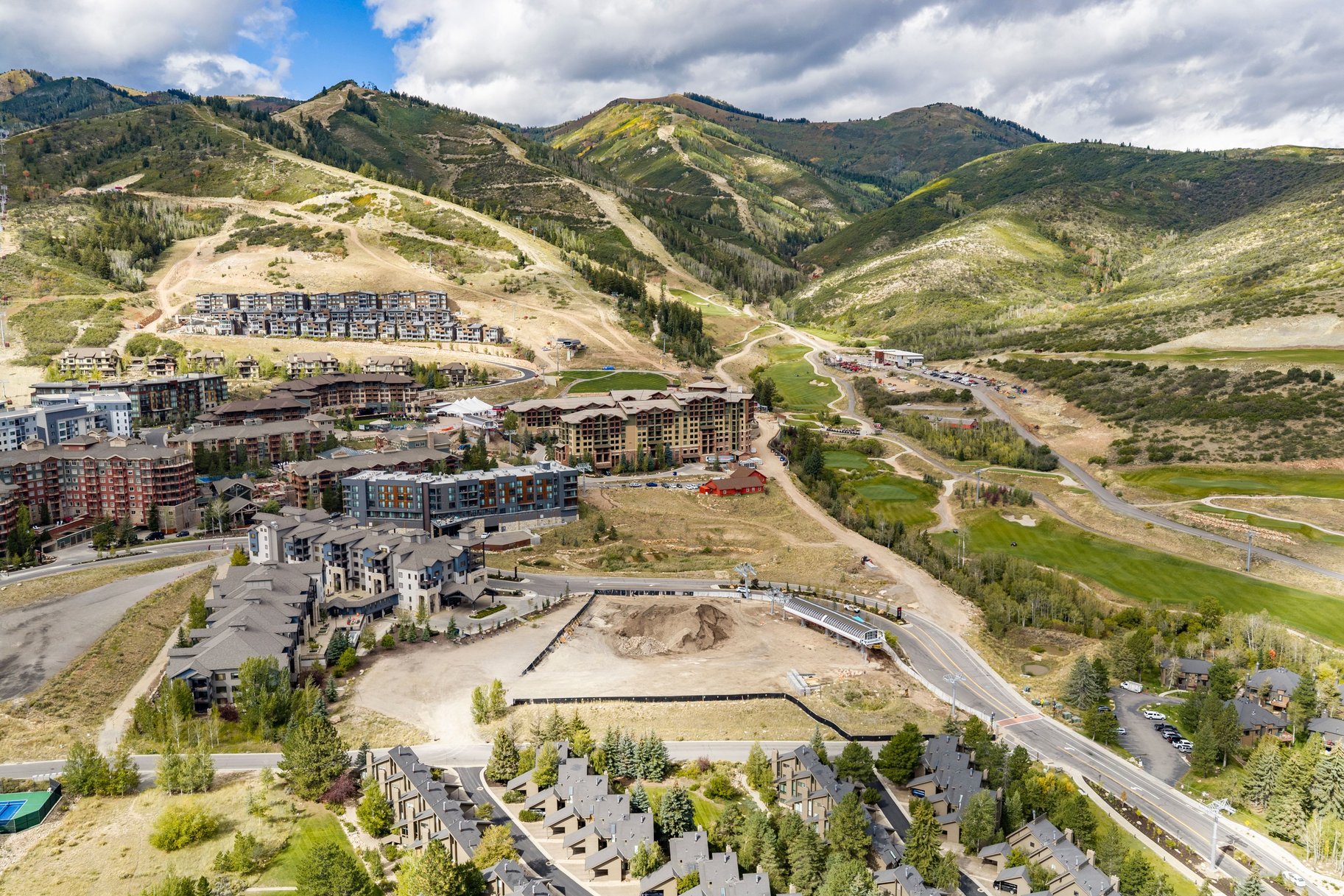  Adorable 4 bedroom Townhome-Steps from the new Canyons Village Skyway Lift - 物件實景