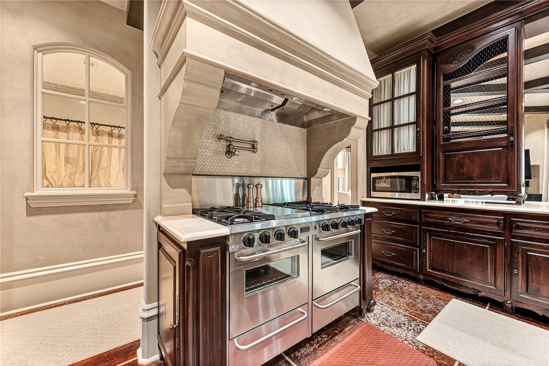 Rogers, Arkansas, 72758, United States, 3 Bedrooms Bedrooms, ,5 BathroomsBathrooms,Residential,For Sale,1857707