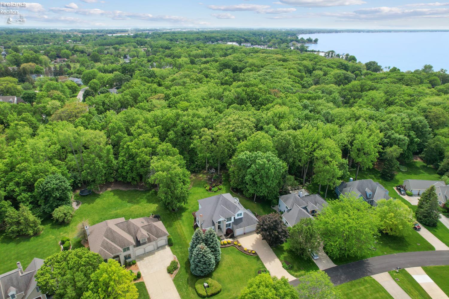 Port Clinton, Ohio, 43452, United States, 3 Bedrooms Bedrooms, ,3 BathroomsBathrooms,Residential,For Sale,1921472