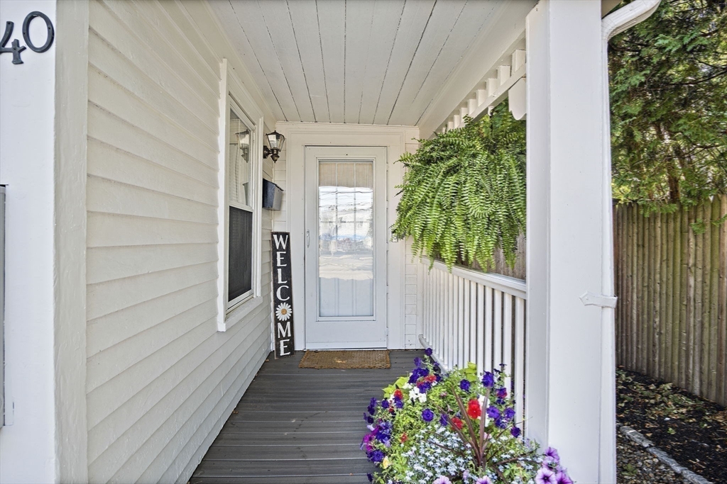 Danvers, Massachusetts, 01923, United States, 3 Bedrooms Bedrooms, ,2 BathroomsBathrooms,Residential,For Sale,1925494