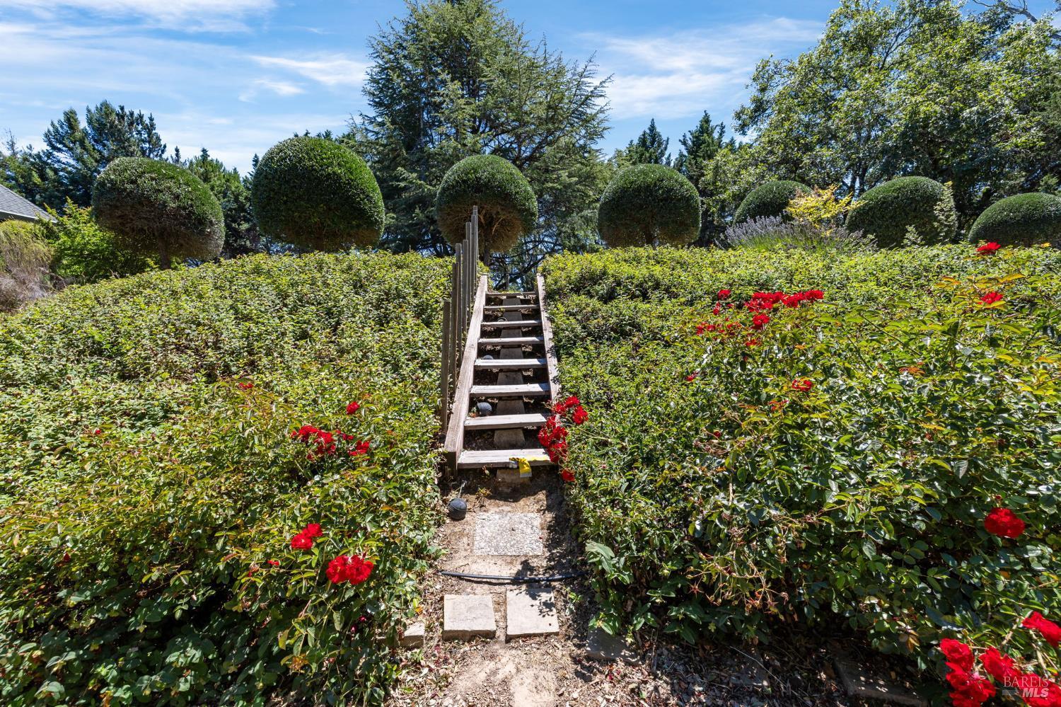 Sebastopol, California, 95472, United States, 4 Bedrooms Bedrooms, ,5 BathroomsBathrooms,Residential,For Sale,1980868