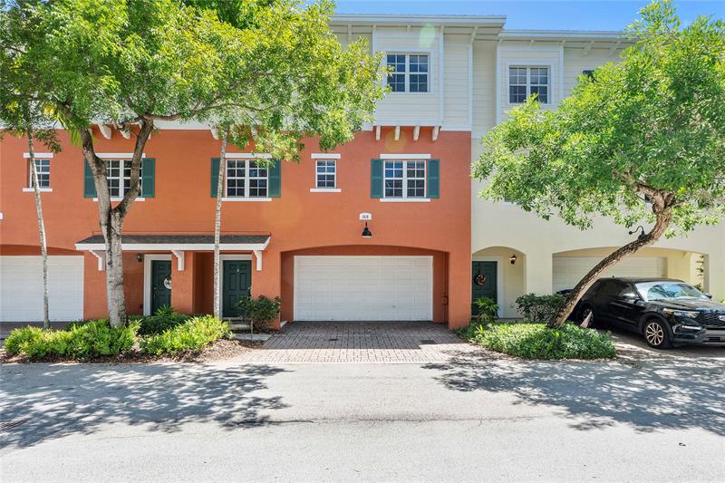 Pompano Beach, Florida, 33060, United States, 4 Bedrooms Bedrooms, ,4 BathroomsBathrooms,Residential,For Sale,1996952