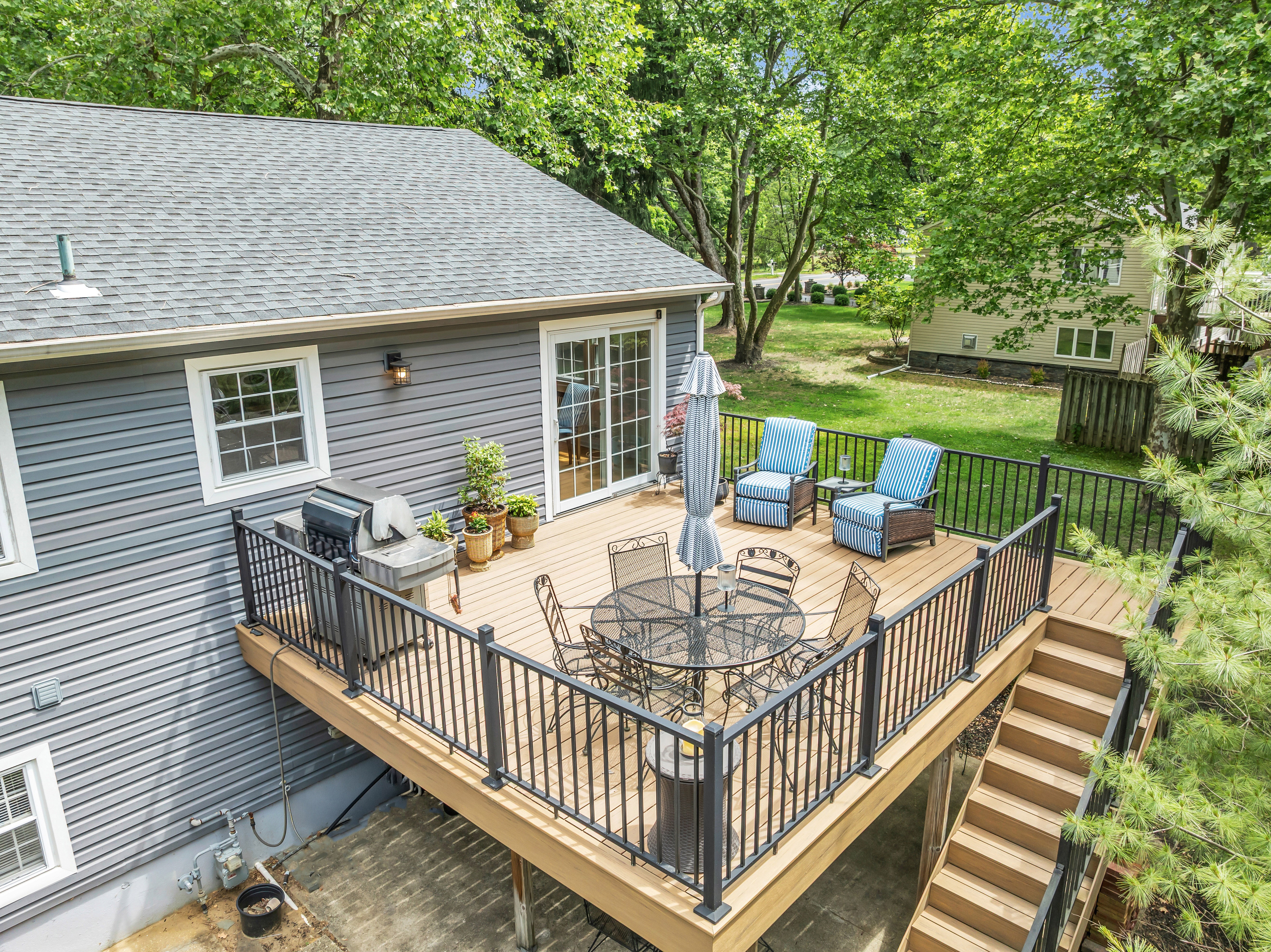  Beautiful Updated Bi-Level Home - 840 Nutswamp Road, Red Bank - 物件實景