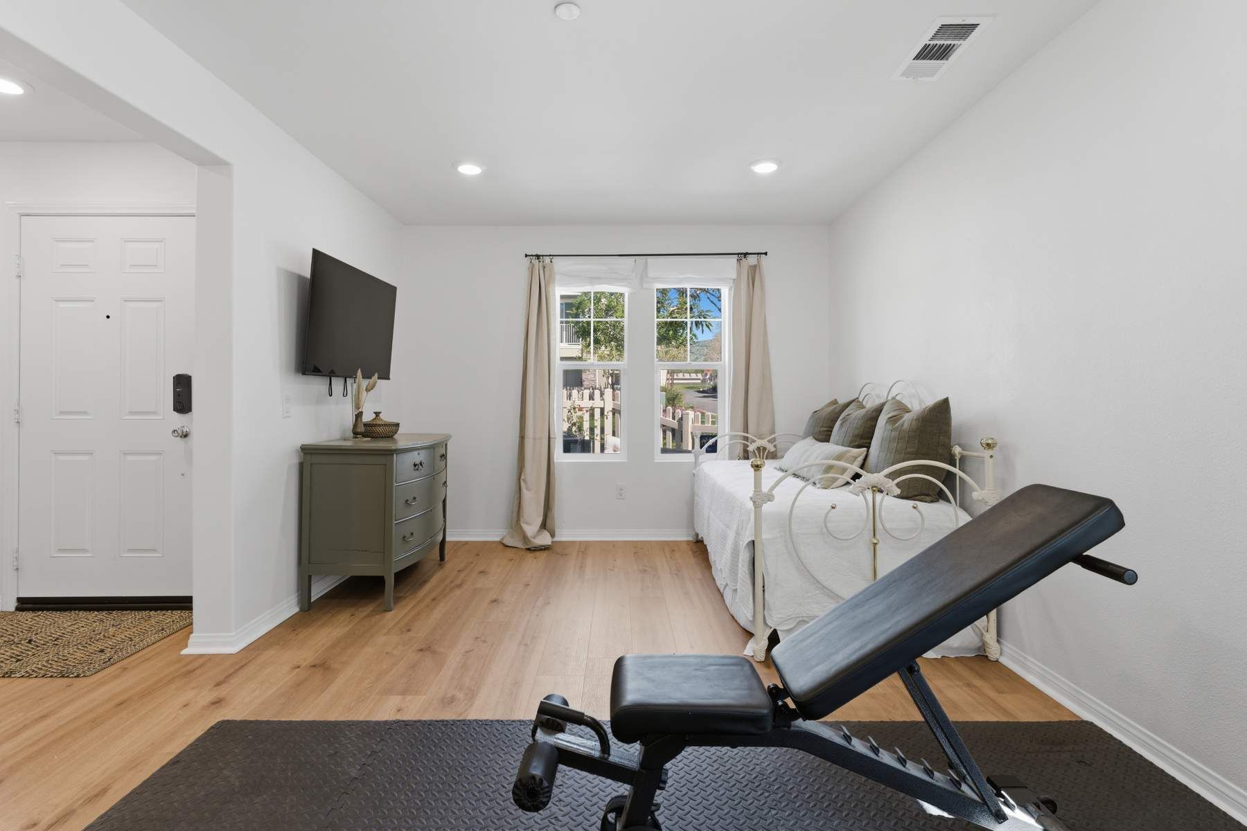  512 Mulberry Lane, Fillmore - 物件實景