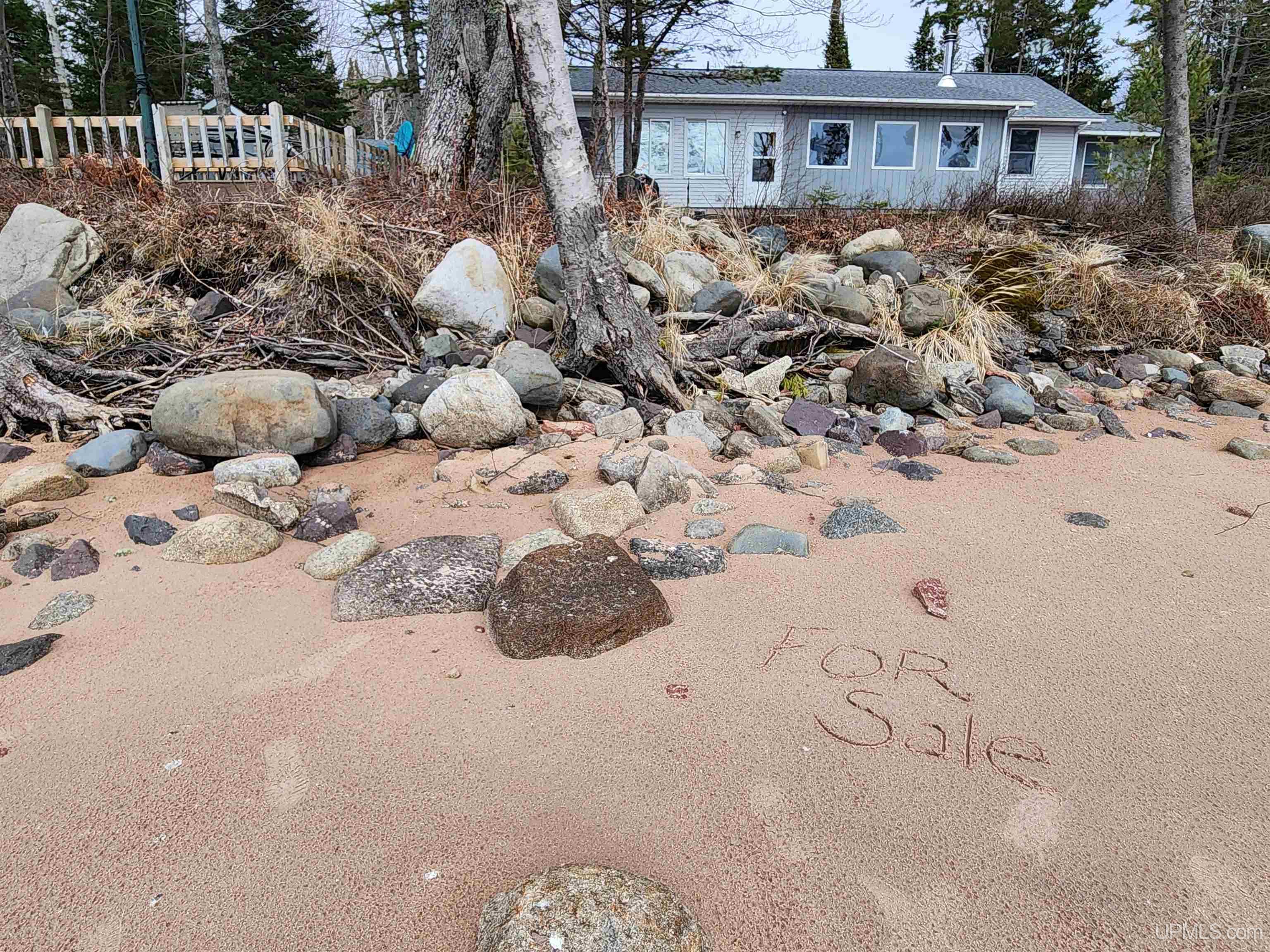 Lake Linden, Michigan, 49945, United States, 3 Bedrooms Bedrooms, ,3 BathroomsBathrooms,Residential,For Sale,1881345
