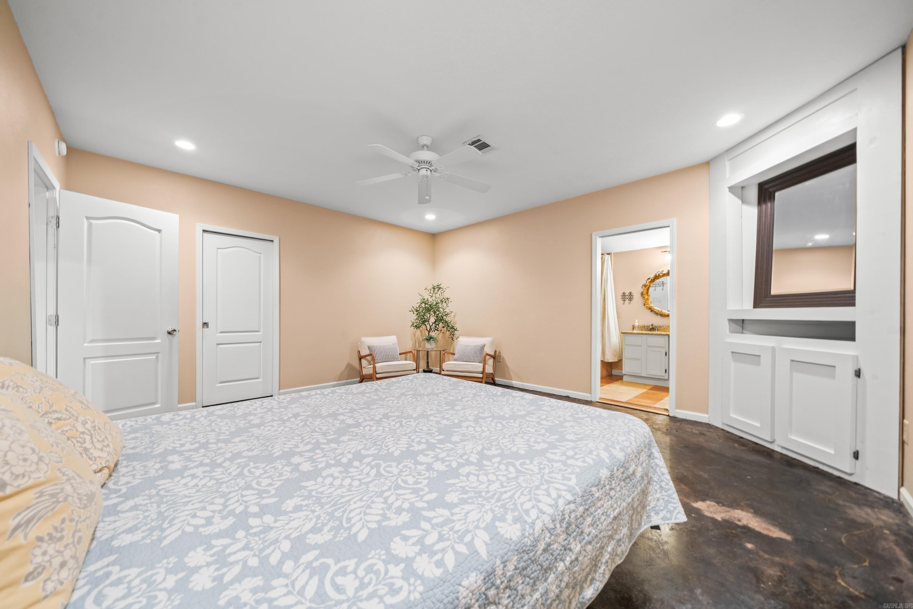 Hot Springs, Arkansas, 71913, United States, 8 Bedrooms Bedrooms, ,6 BathroomsBathrooms,Residential,For Sale,1826184