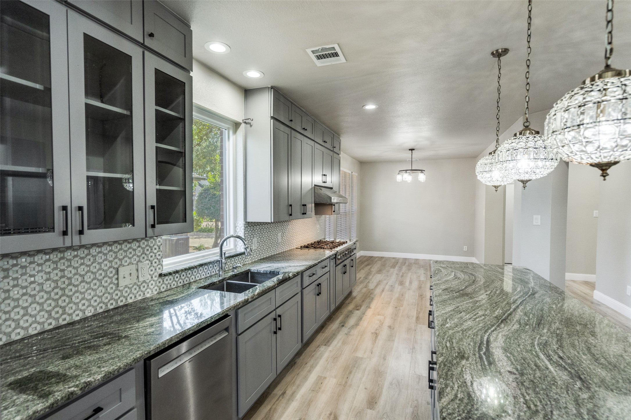 Allen, Texas, 75002, United States, 4 Bedrooms Bedrooms, ,4 BathroomsBathrooms,Residential,For Sale,1980475