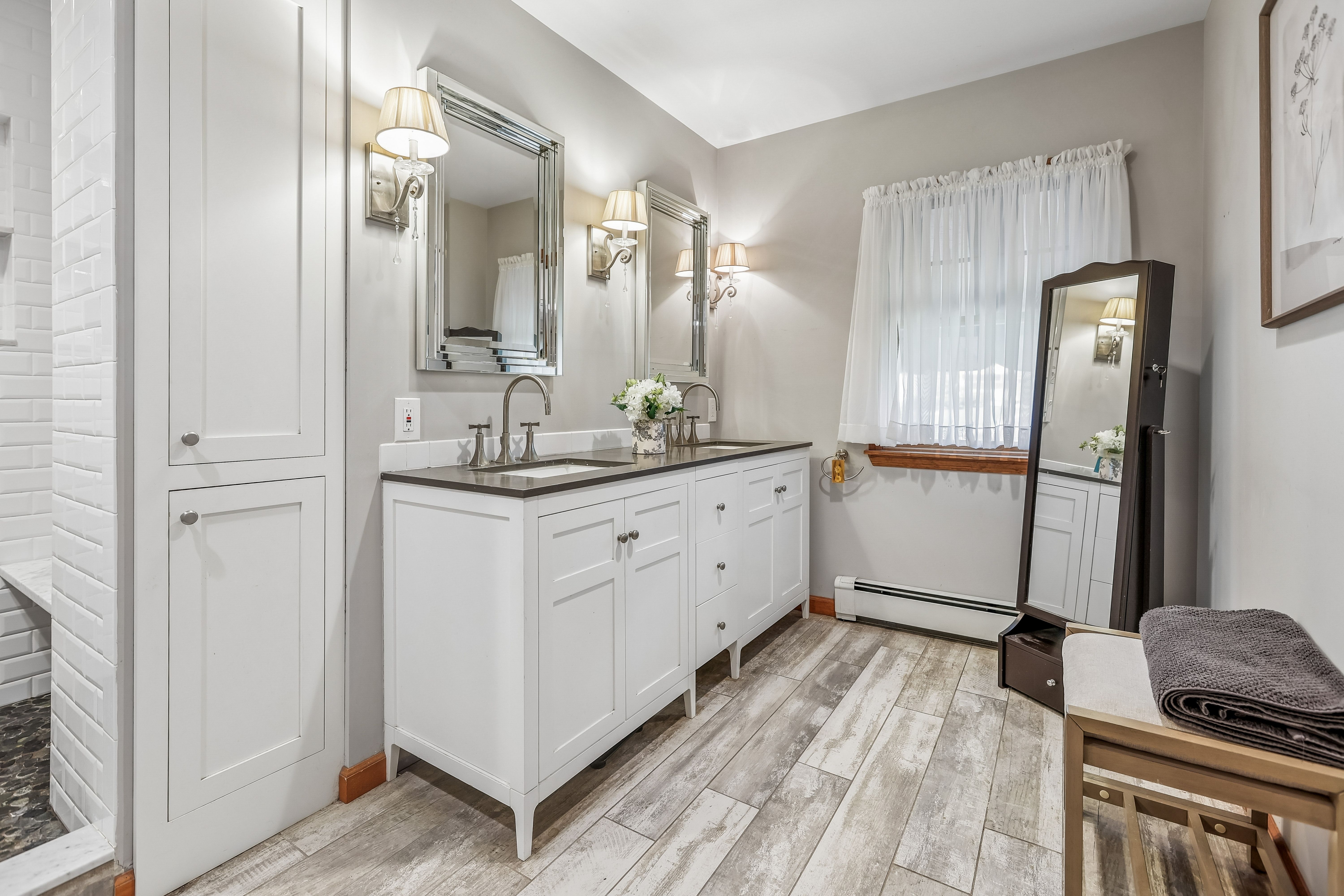  1700 Maxwell Drive - 物件實景