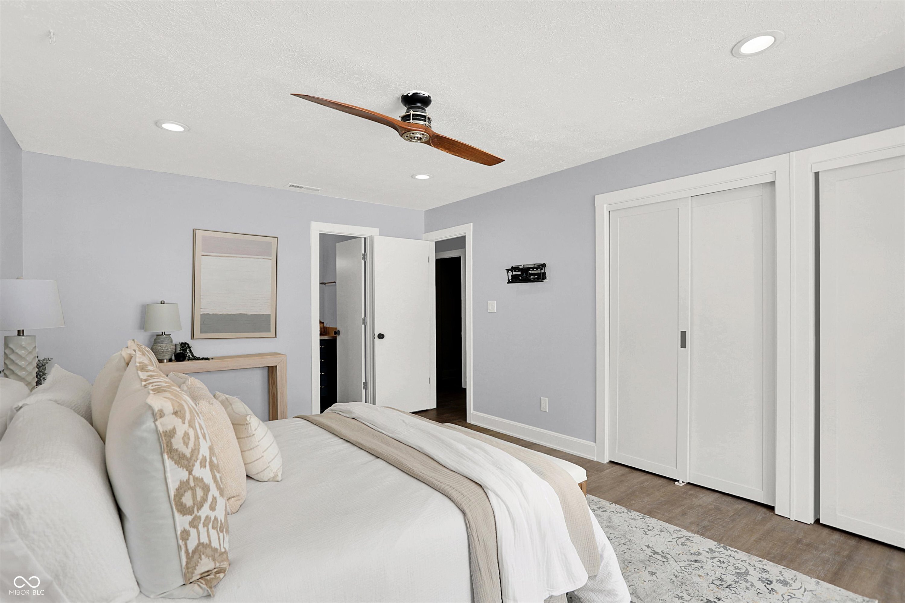 Zionsville, Indiana, 46077, United States, 3 Bedrooms Bedrooms, ,2 BathroomsBathrooms,Residential,For Sale,2001514