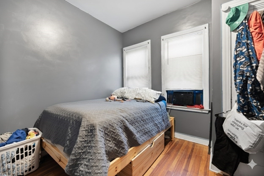 Boston, Massachusetts, 02124, United States, 11 Bedrooms Bedrooms, ,3 BathroomsBathrooms,Residential,For Sale,1978418