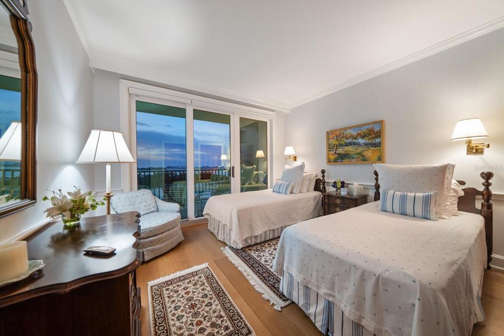 Belleair, Florida, 33756, United States, 3 Bedrooms Bedrooms, ,2 BathroomsBathrooms,Residential,For Sale,1793100