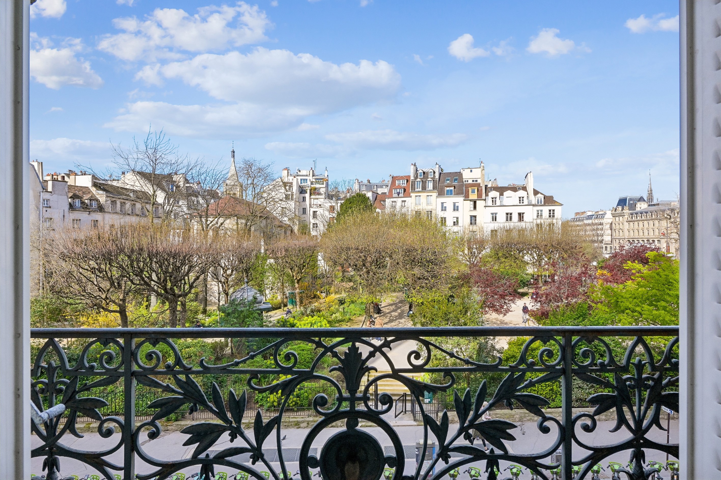 Apartment for sale - 2 bedrooms - Square René Viviani - Notre-Dame - 75005 Paris - 物件實景