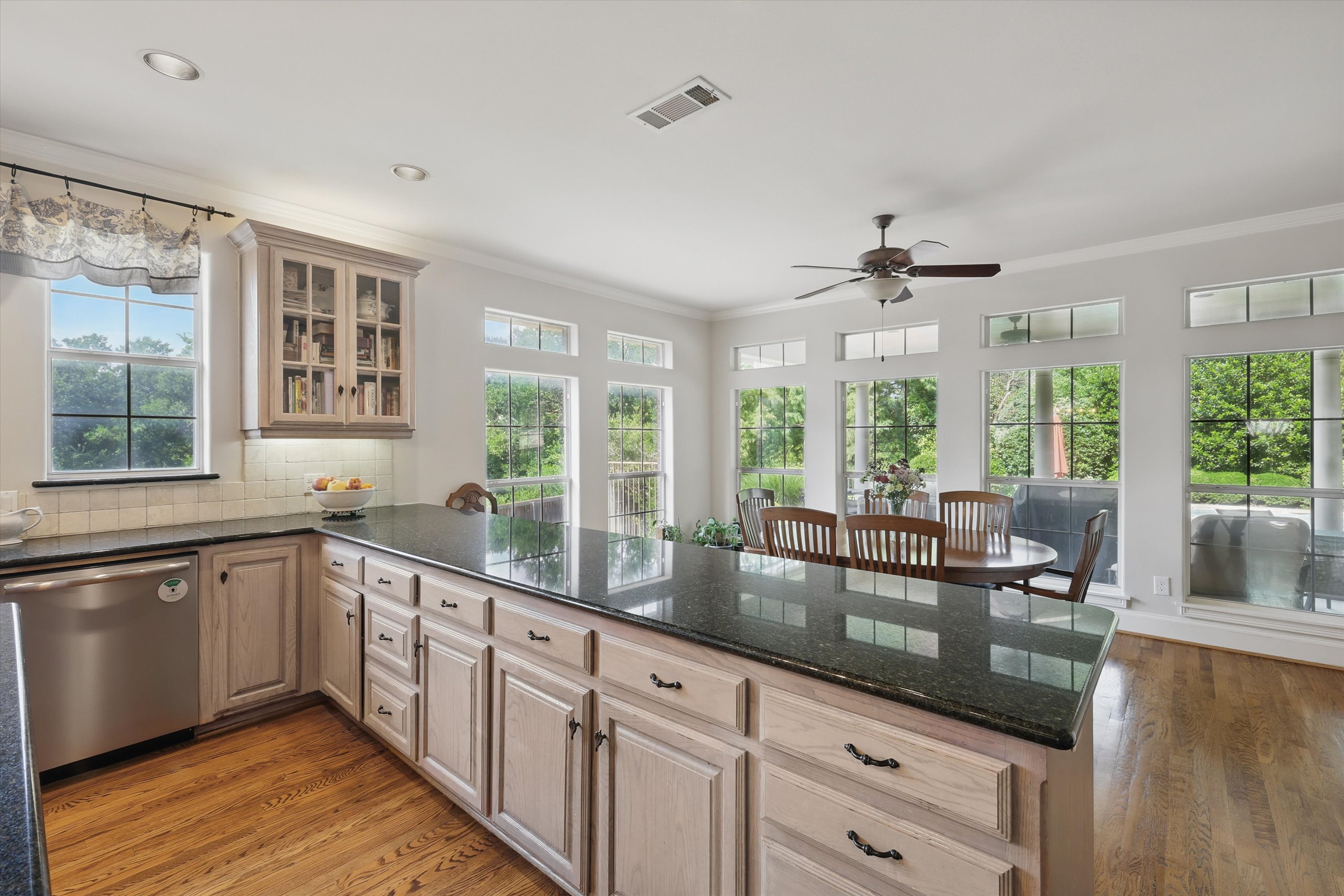  3525 Overton View Court, Fort Worth, TX, 76109 - 物件實景