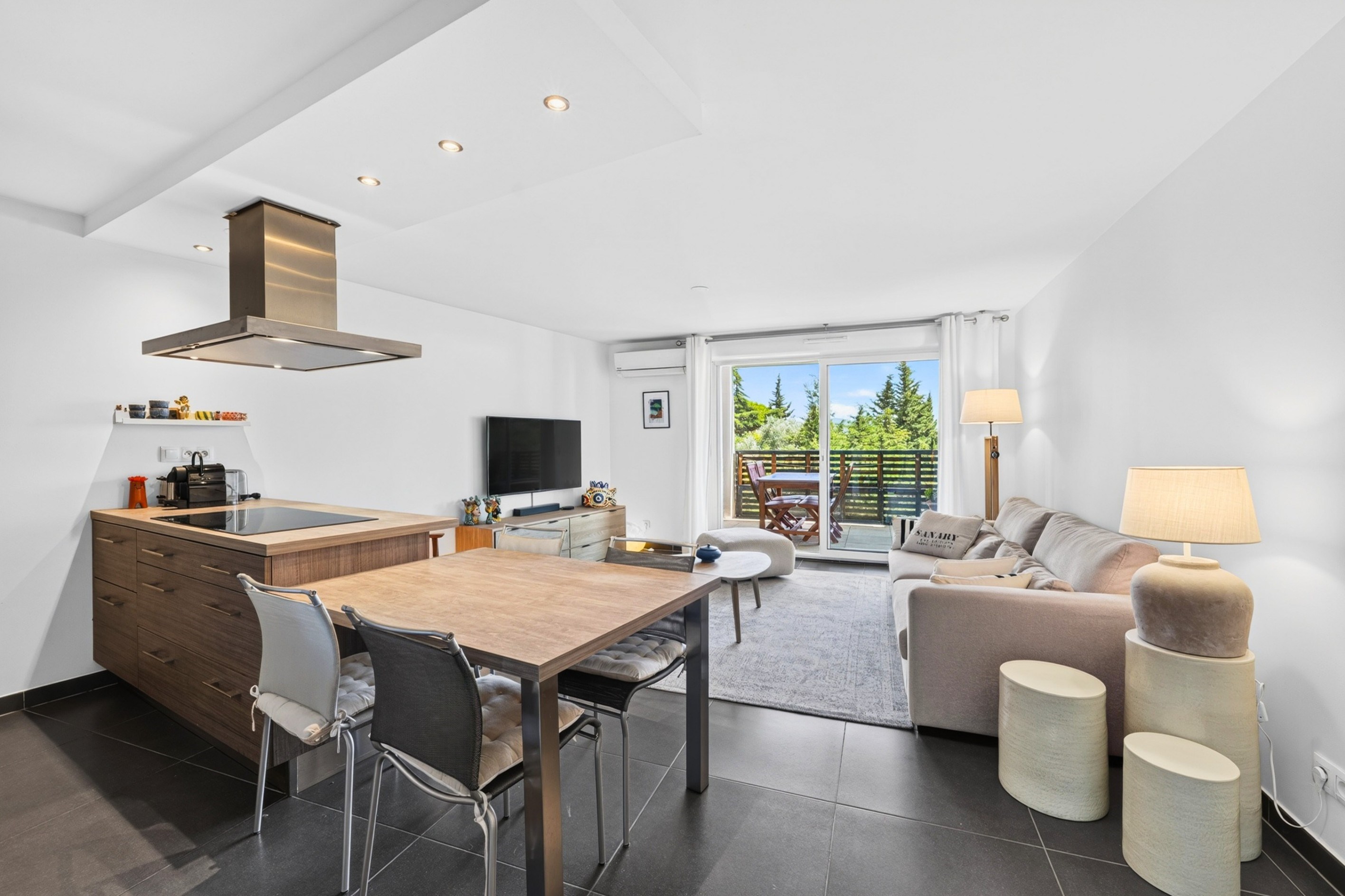  Sanary-sur-Mer – Village Centre Apartment with Terrace and Private Parking - 物件實景