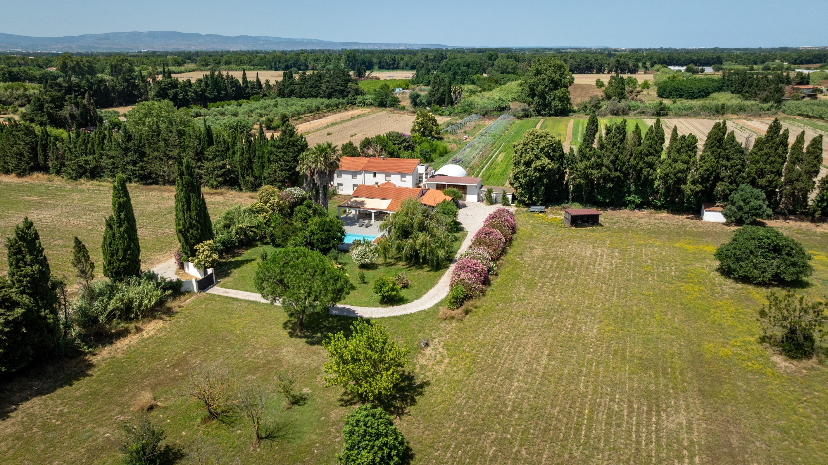  Peaceful retreat near Perpignan with pool and view of the Pyrénées - 物件實景
