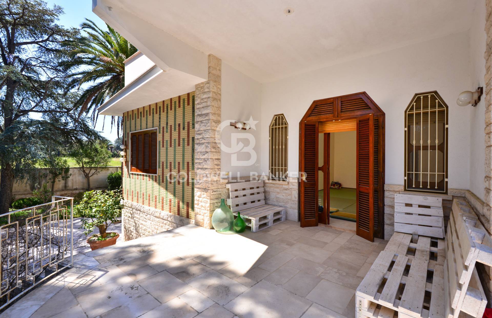 VIA NAPOLI, Bari, Bari, 70100, IT, 6 Bedrooms Bedrooms, ,4 BathroomsBathrooms,Residential,For Sale,VIA NAPOLI,1445794
