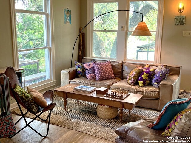 San Antonio, Texas, 78212, United States, 4 Bedrooms Bedrooms, ,3 BathroomsBathrooms,Residential,For Sale,1976806