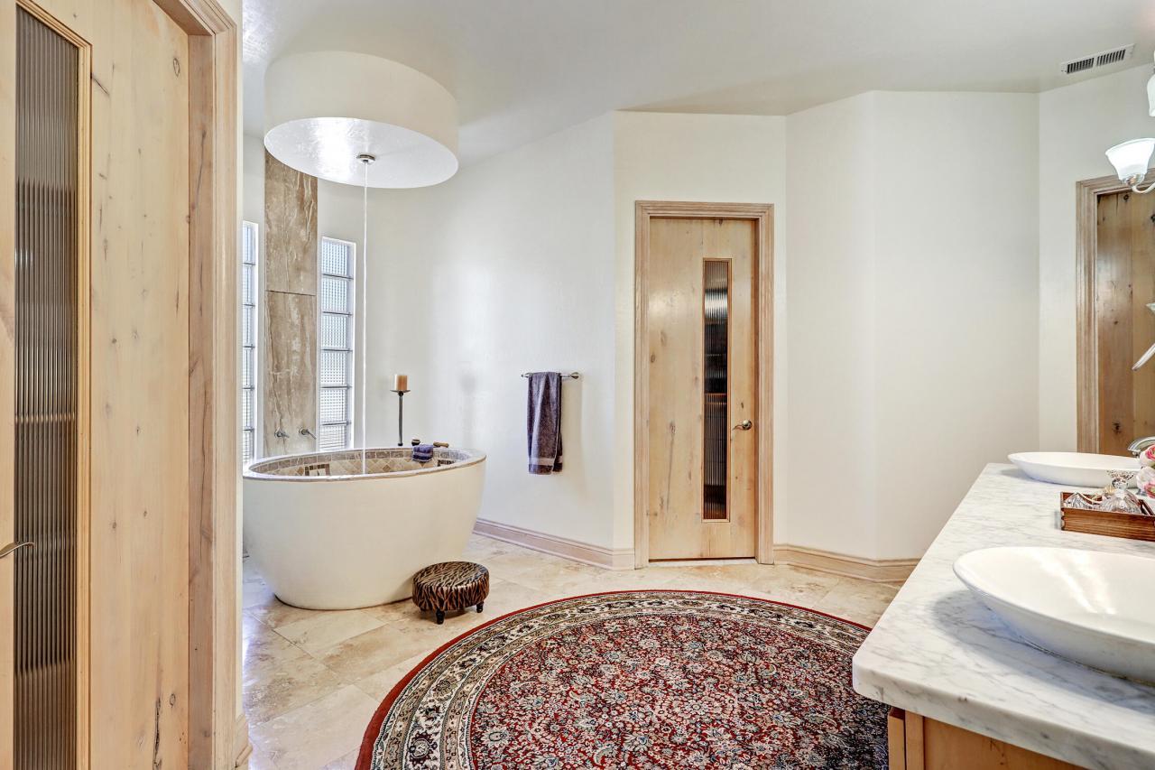 6301 COORS Boulevard NW, Albuquerque, New Mexico, 87120, United States, 3 Bedrooms Bedrooms, ,4 BathroomsBathrooms,Residential,For Sale,6301 COORS Boulevard NW,1637534