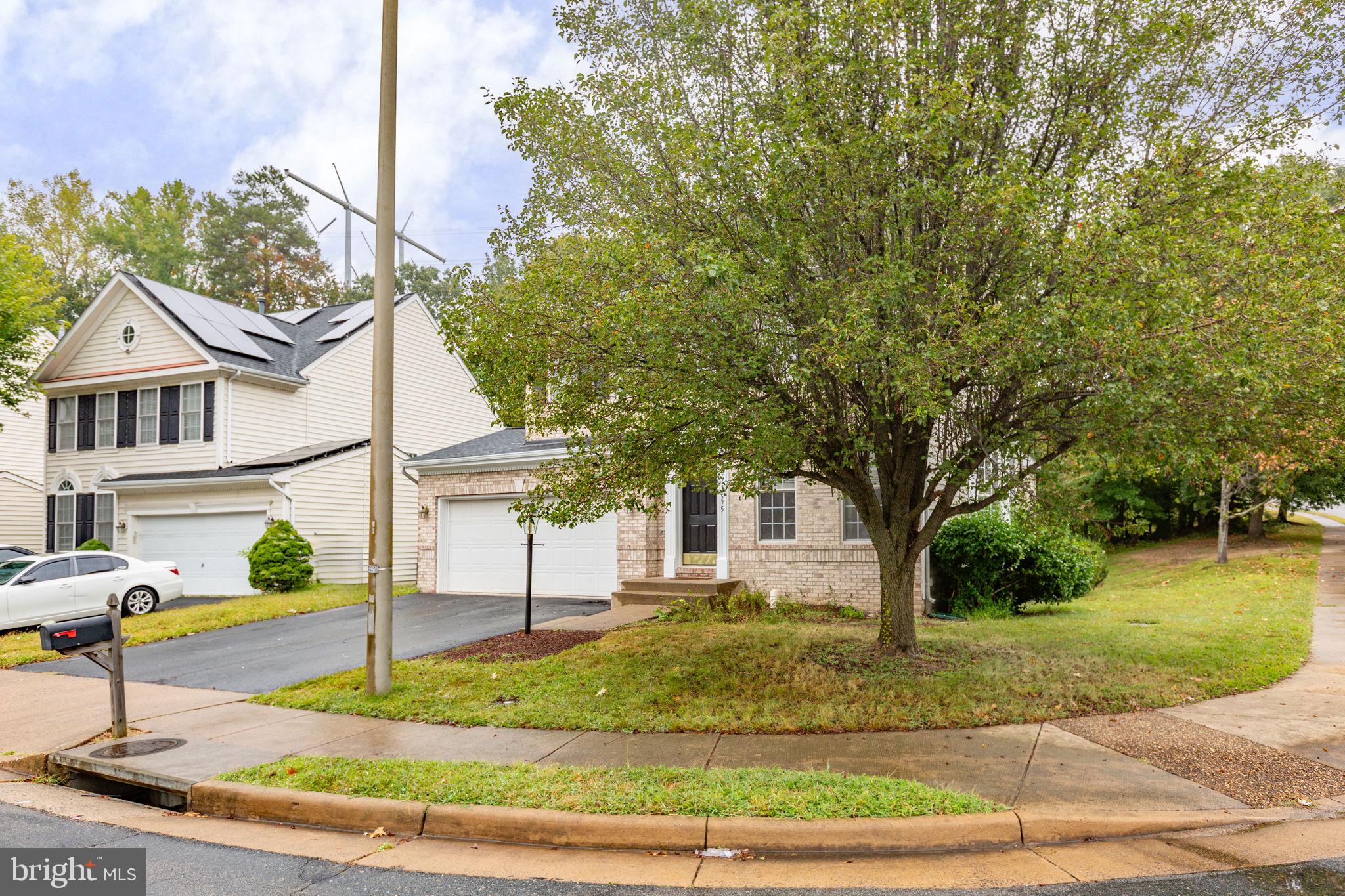 Dumfries, Virginia, 22026, United States, 4 Bedrooms Bedrooms, ,4 BathroomsBathrooms,Residential,For Sale,1977834