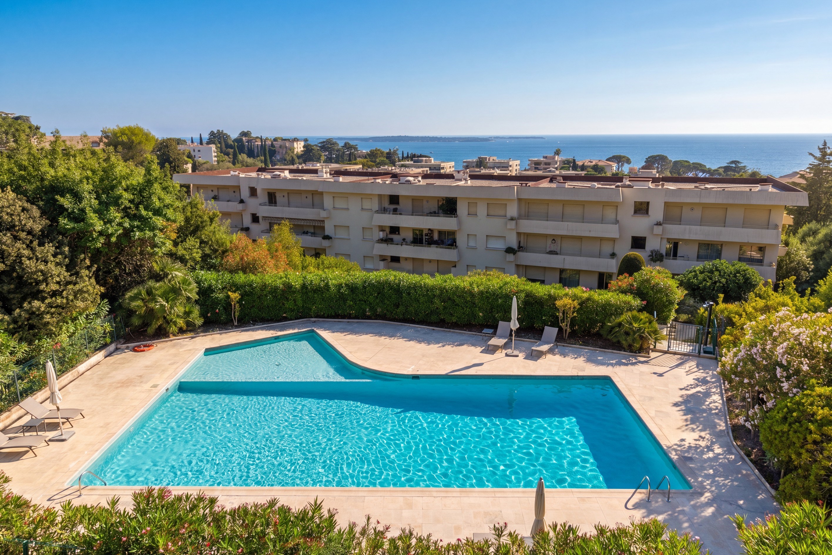  Sea view apartment with terraces in Cannes Croix des Gardes residence with pool - 物件實景