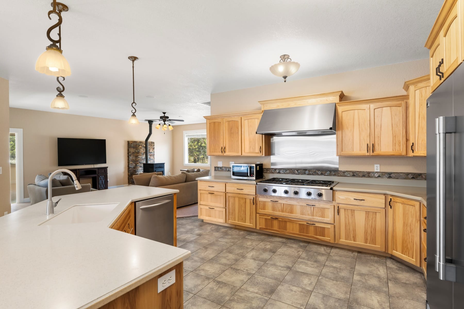  17045 Shawnee Circle Bend, OR 97707 - 物件實景