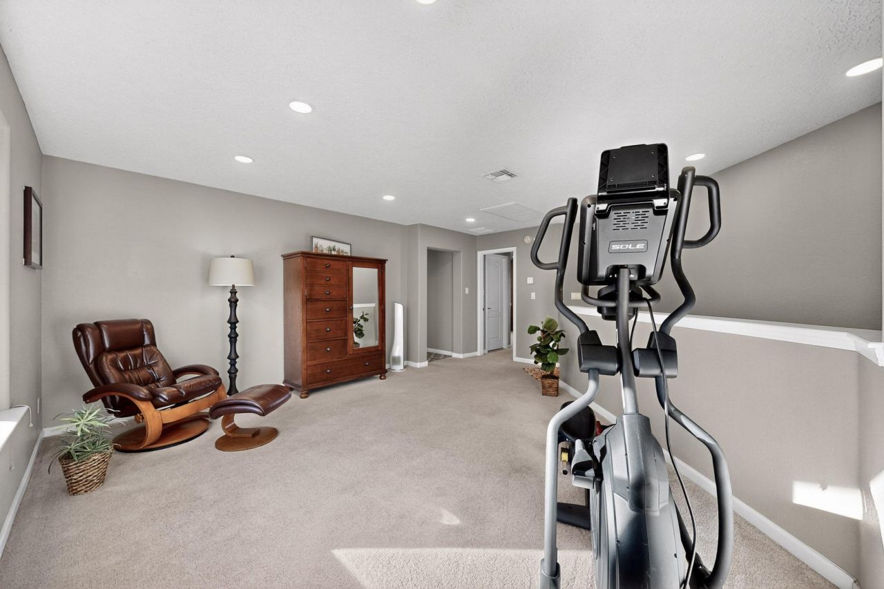 Rio Rancho, New Mexico, 87124, United States, 5 Bedrooms Bedrooms, ,3 BathroomsBathrooms,Residential,For Sale,1991836