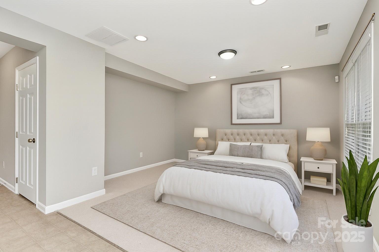 Charlotte, North Carolina, 28203, United States, 3 Bedrooms Bedrooms, ,3 BathroomsBathrooms,Residential,For Sale,2003363