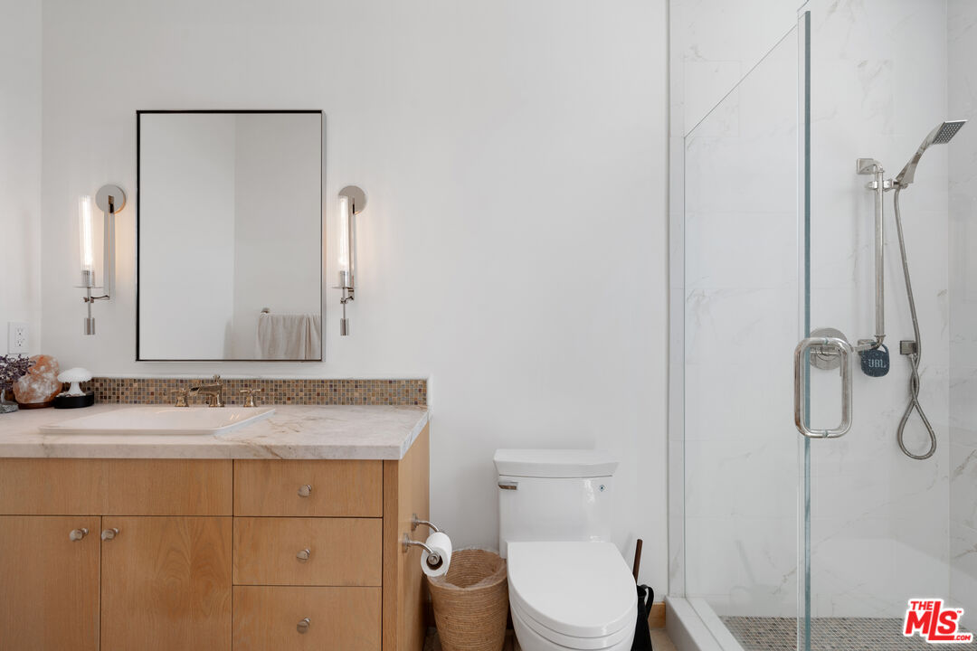 Malibu, California, 90265, United States, 3 Bedrooms Bedrooms, ,3 BathroomsBathrooms,Residential,For Sale,2002033