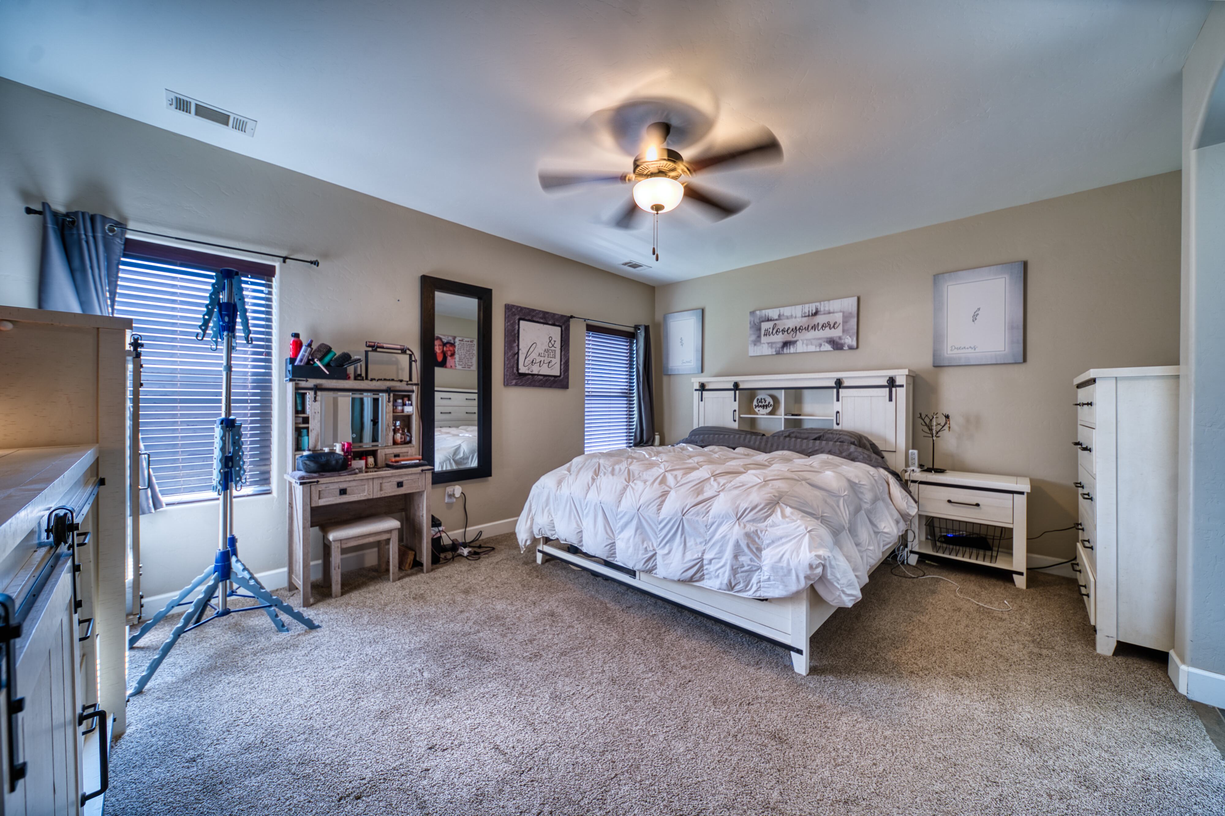 Carlsbad, New Mexico, 88220, United States, 4 Bedrooms Bedrooms, ,3 BathroomsBathrooms,Residential,For Sale,1975049