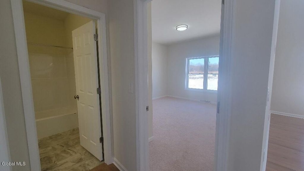 Mechanicville, New York, 12118, United States, 3 Bedrooms Bedrooms, ,3 BathroomsBathrooms,Residential,For Sale,1989514