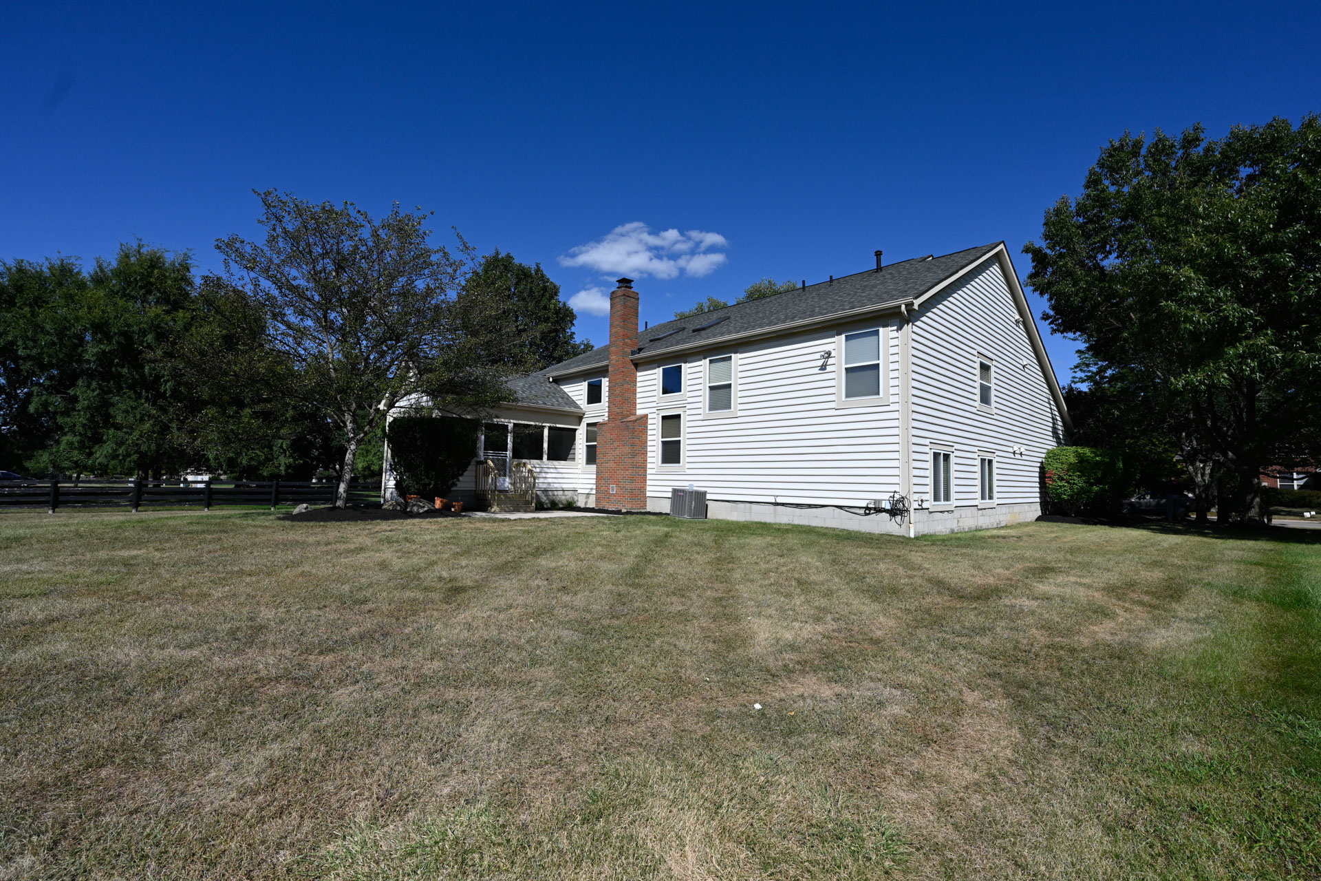 Dublin, Ohio, 43016, United States, 4 Bedrooms Bedrooms, ,4 BathroomsBathrooms,Residential,For Sale,1935367