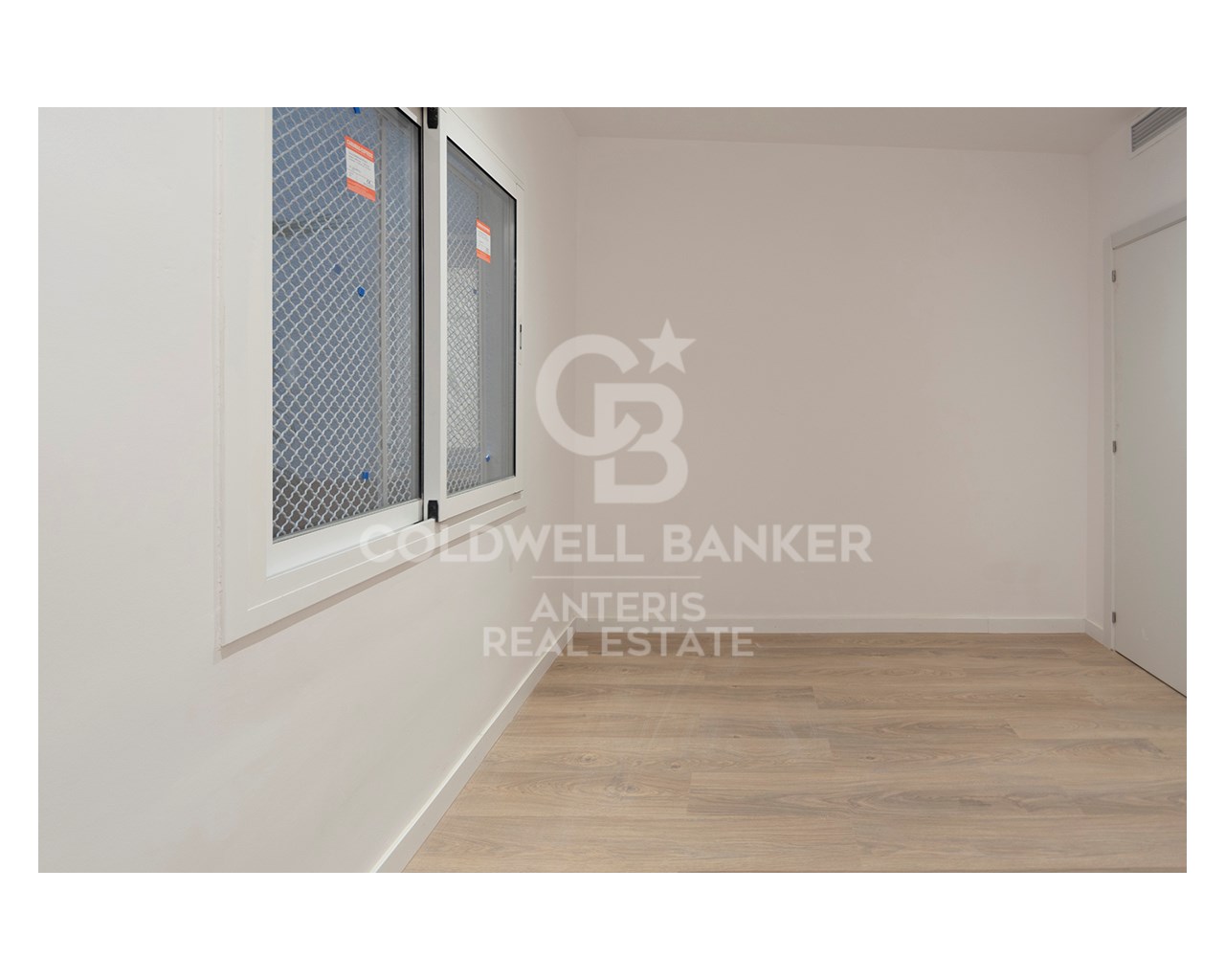 Barcelona, Catalonia, ES, 2 Bedrooms Bedrooms, ,1 BathroomBathrooms,Residential,For Sale,1688739