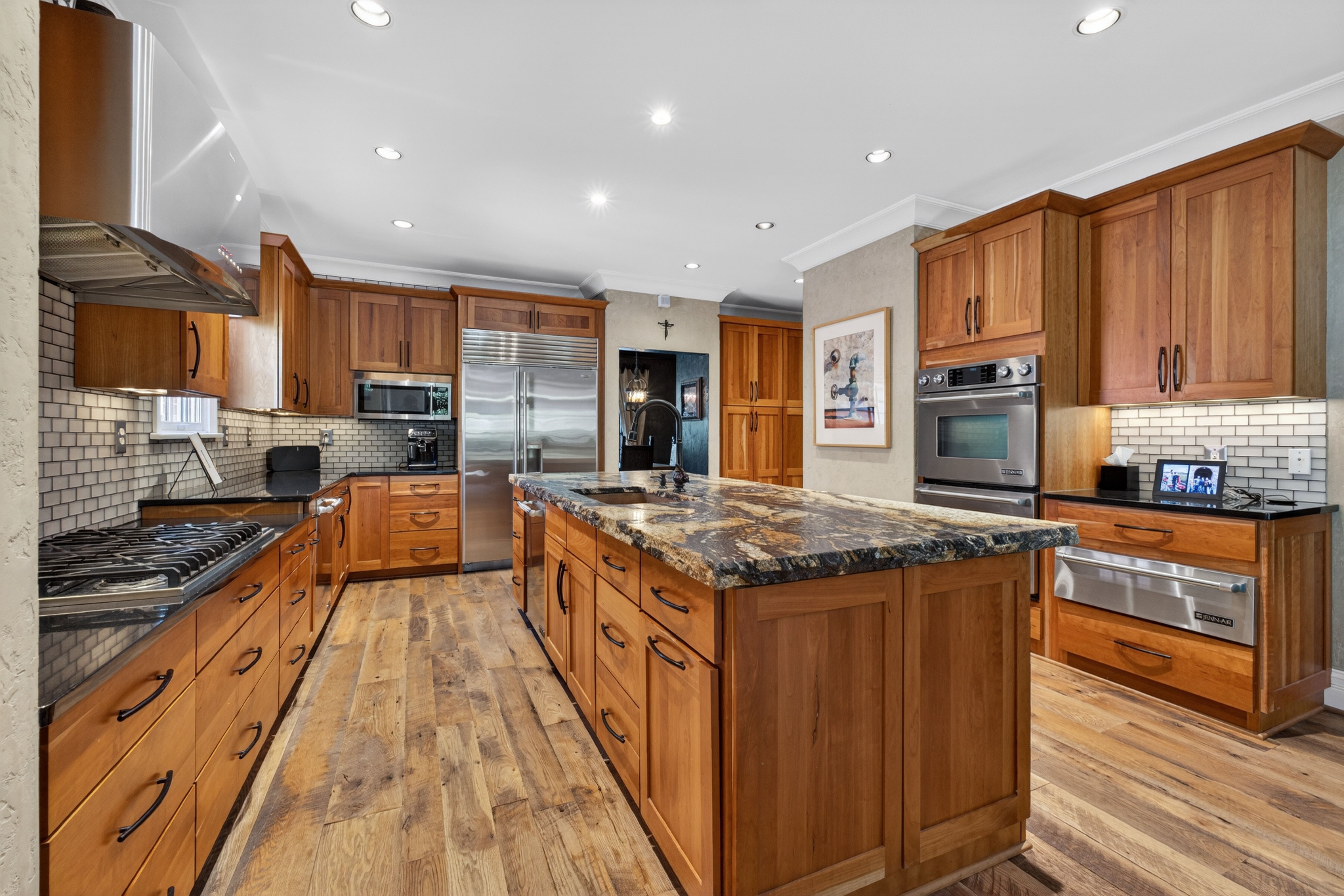  A Bespoke Clayton Gardens Residence - 物件實景