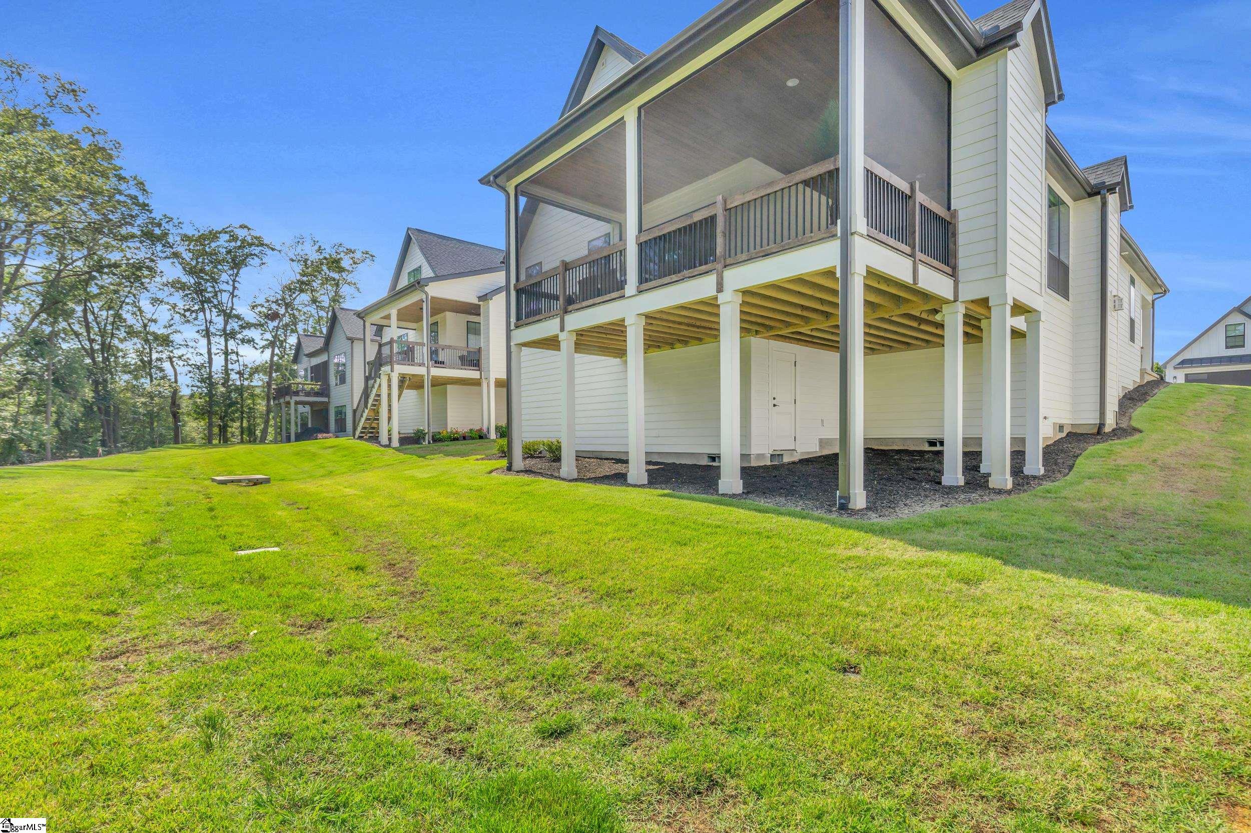 Simpsonville, South Carolina, 29680, United States, 3 Bedrooms Bedrooms, ,3 BathroomsBathrooms,Residential,For Sale,1941759