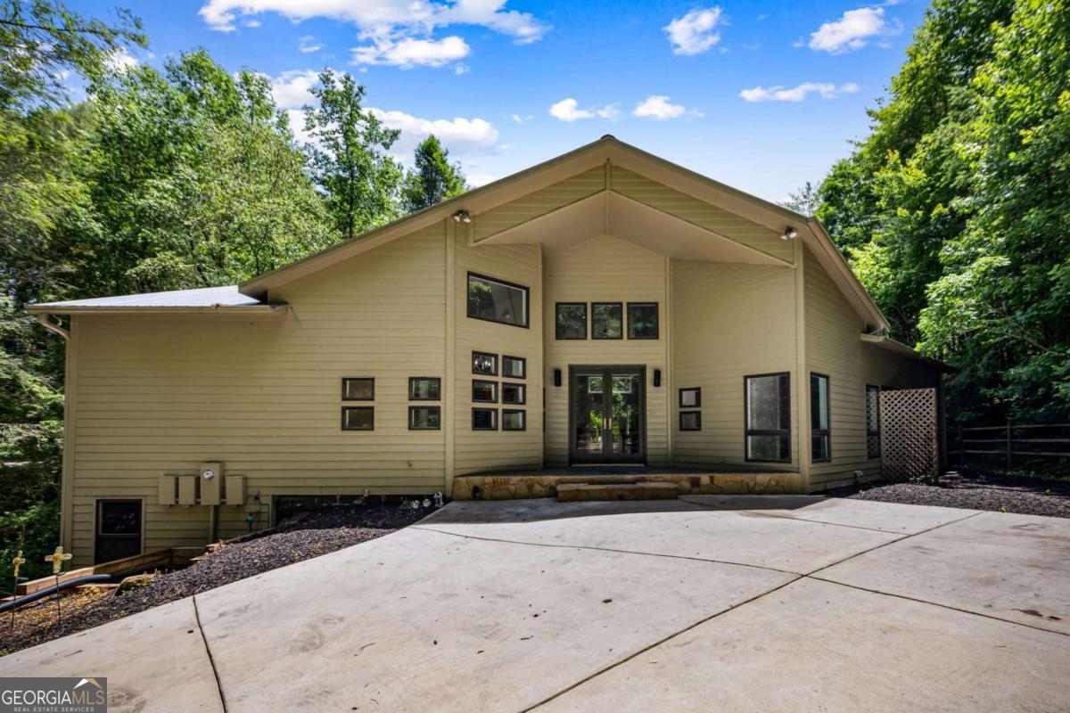 Ellijay, Georgia, 30540, United States, 5 Bedrooms Bedrooms, ,5 BathroomsBathrooms,Residential,For Sale,1868154