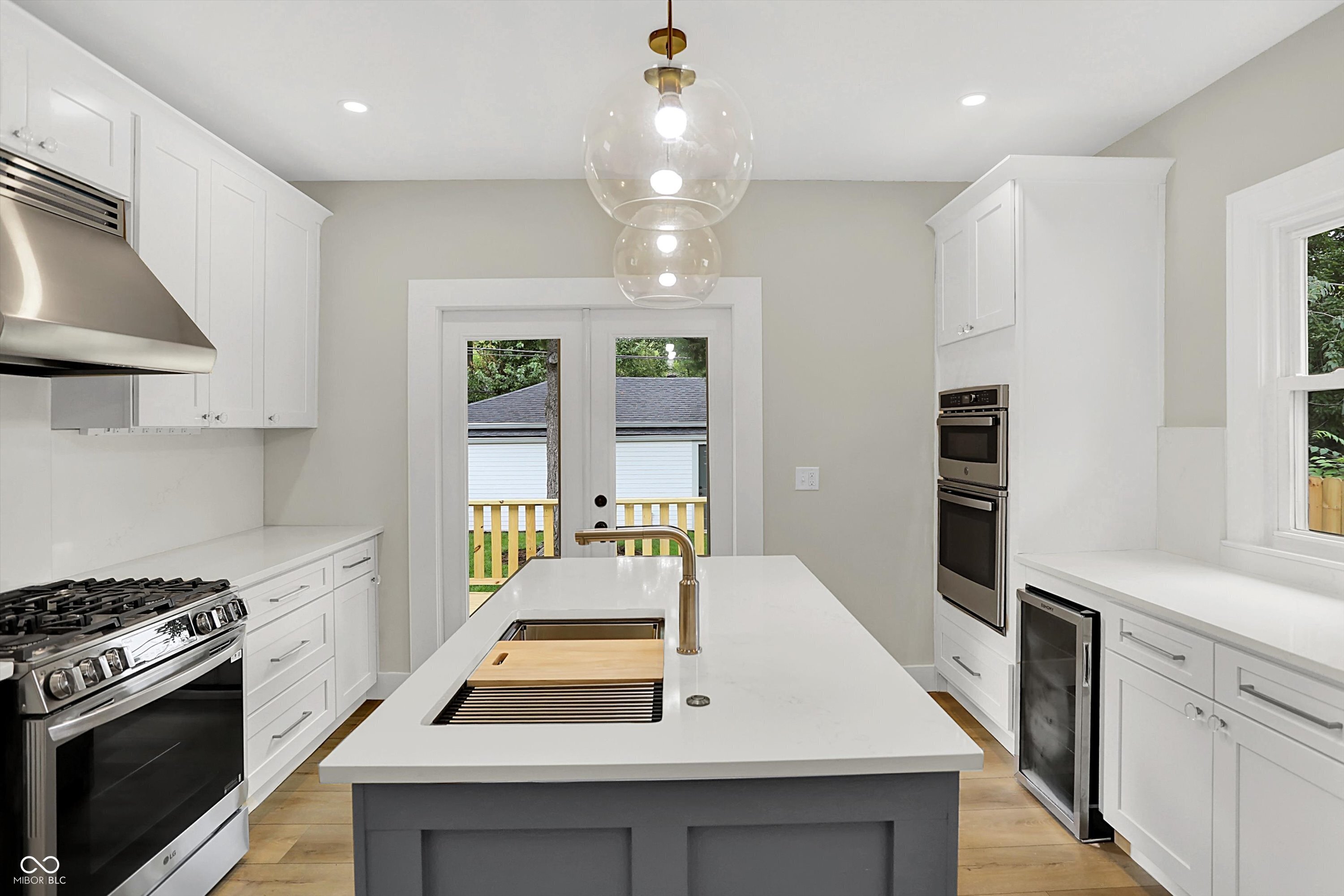 Indianapolis, Indiana, 46205, United States, 3 Bedrooms Bedrooms, ,3 BathroomsBathrooms,Residential,For Sale,1982816