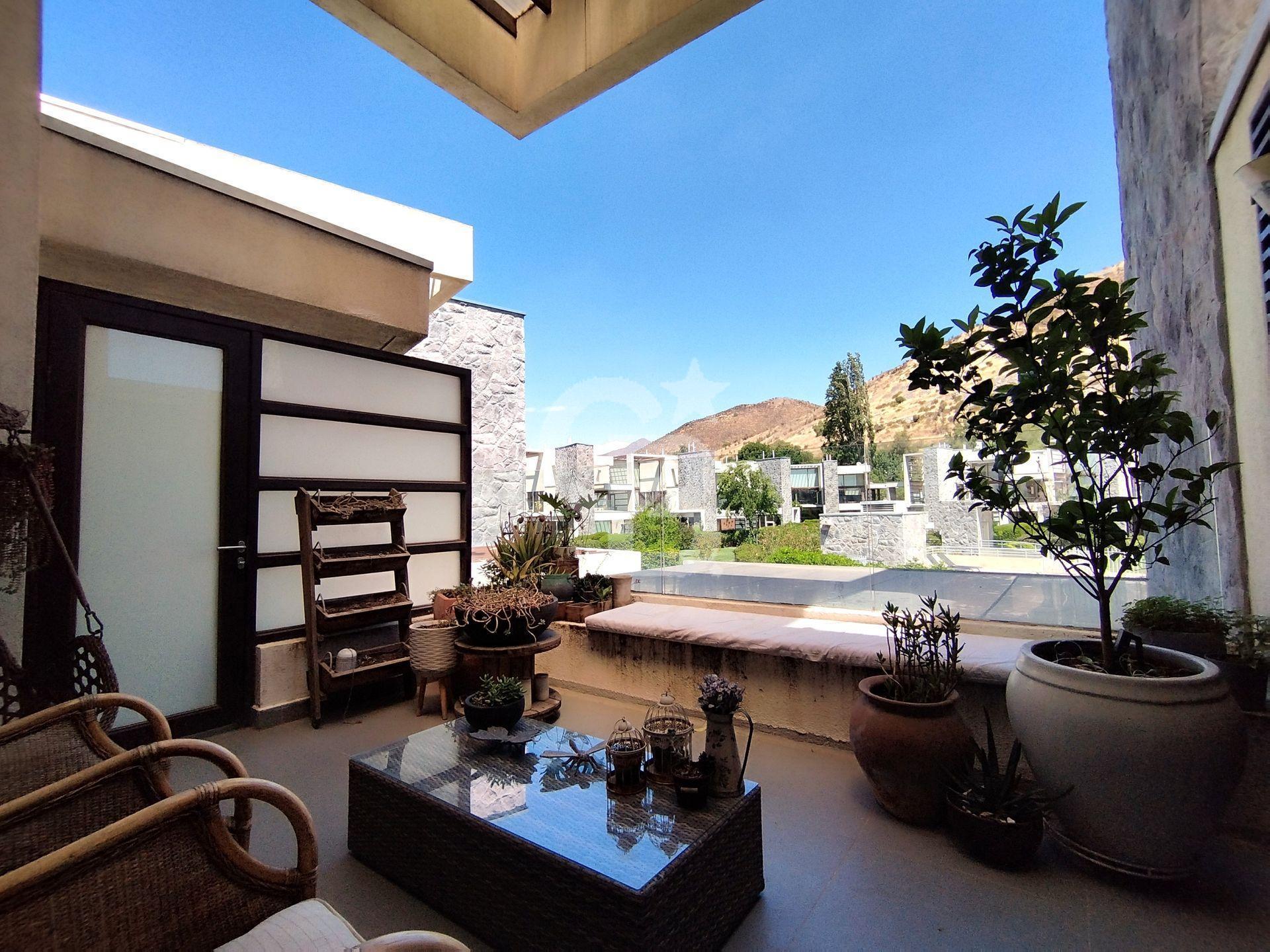 Colina, Chile, 3 Bedrooms Bedrooms, ,3 BathroomsBathrooms,Residential,For Sale,1994913