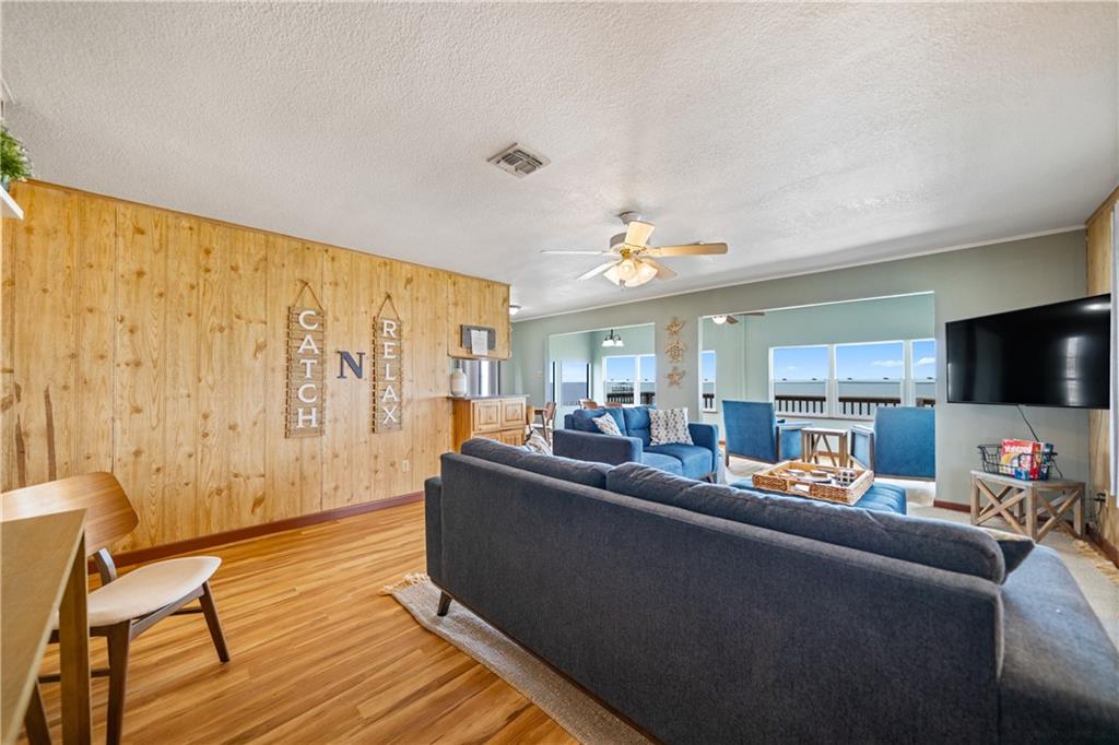 Riviera, Texas, 78379, United States, 3 Bedrooms Bedrooms, ,2 BathroomsBathrooms,Residential,For Sale,1857703