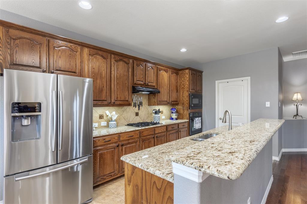 McKinney, Texas, 75070, United States, 5 Bedrooms Bedrooms, ,4 BathroomsBathrooms,Residential,For Sale,1993203