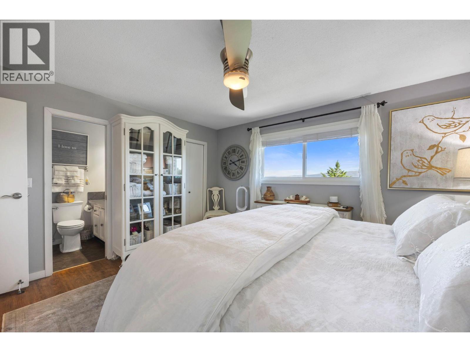 WEST KELOWNA, British Columbia, V4T 1B4, CA, 4 Bedrooms Bedrooms, ,3 BathroomsBathrooms,Residential,For Sale,1950136