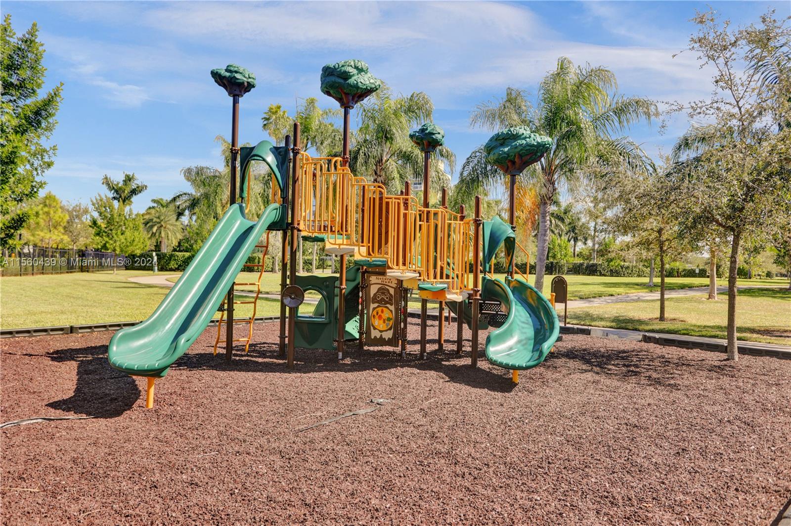 4334 Large Leaf Ln, Hollywood, Florida, 33021, United States, 6 Bedrooms Bedrooms, ,4 BathroomsBathrooms,Residential,For Sale,4334 Large Leaf Ln,1500872