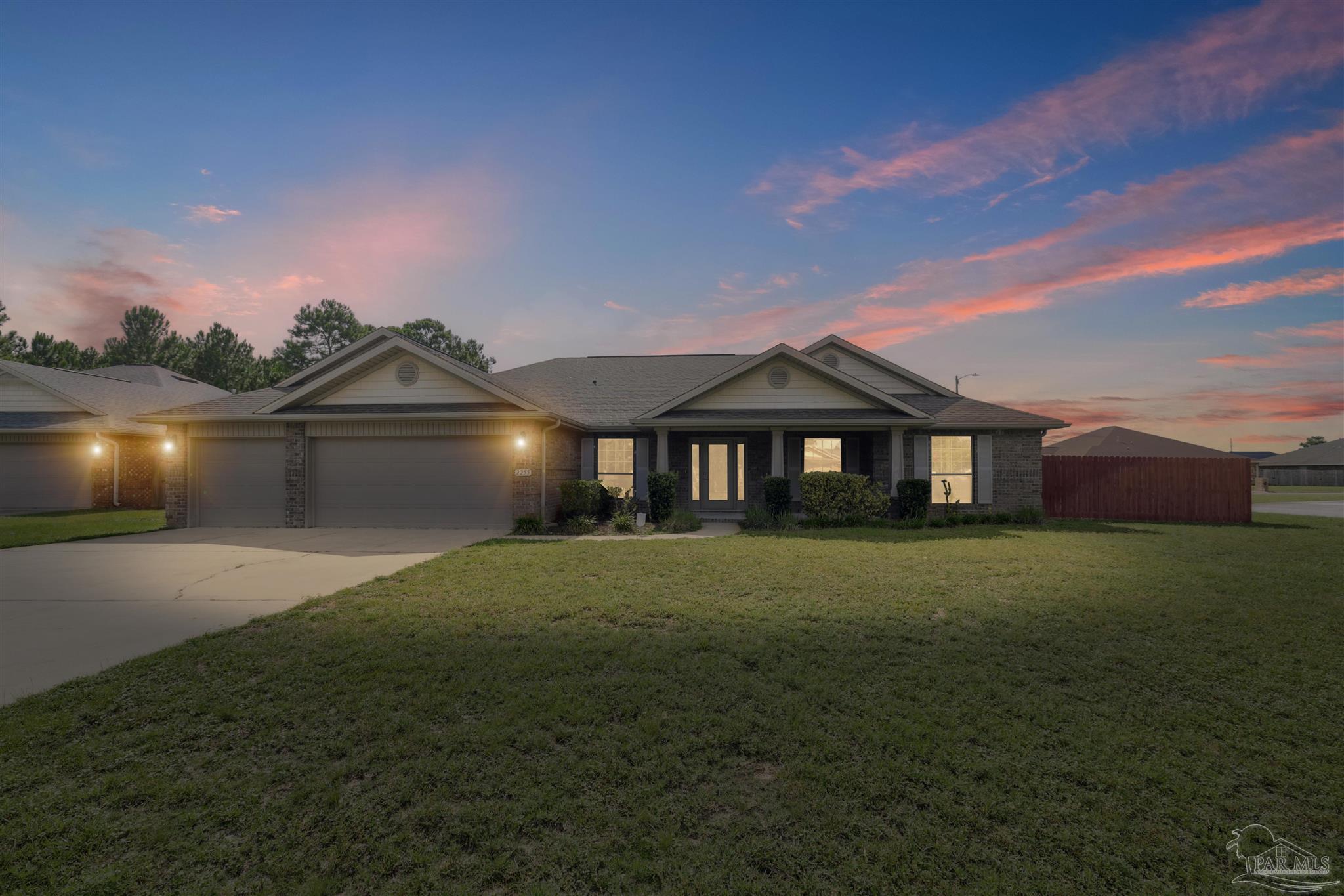 Navarre, Florida, 32566, United States, 4 Bedrooms Bedrooms, ,3 BathroomsBathrooms,Residential,For Sale,1892074