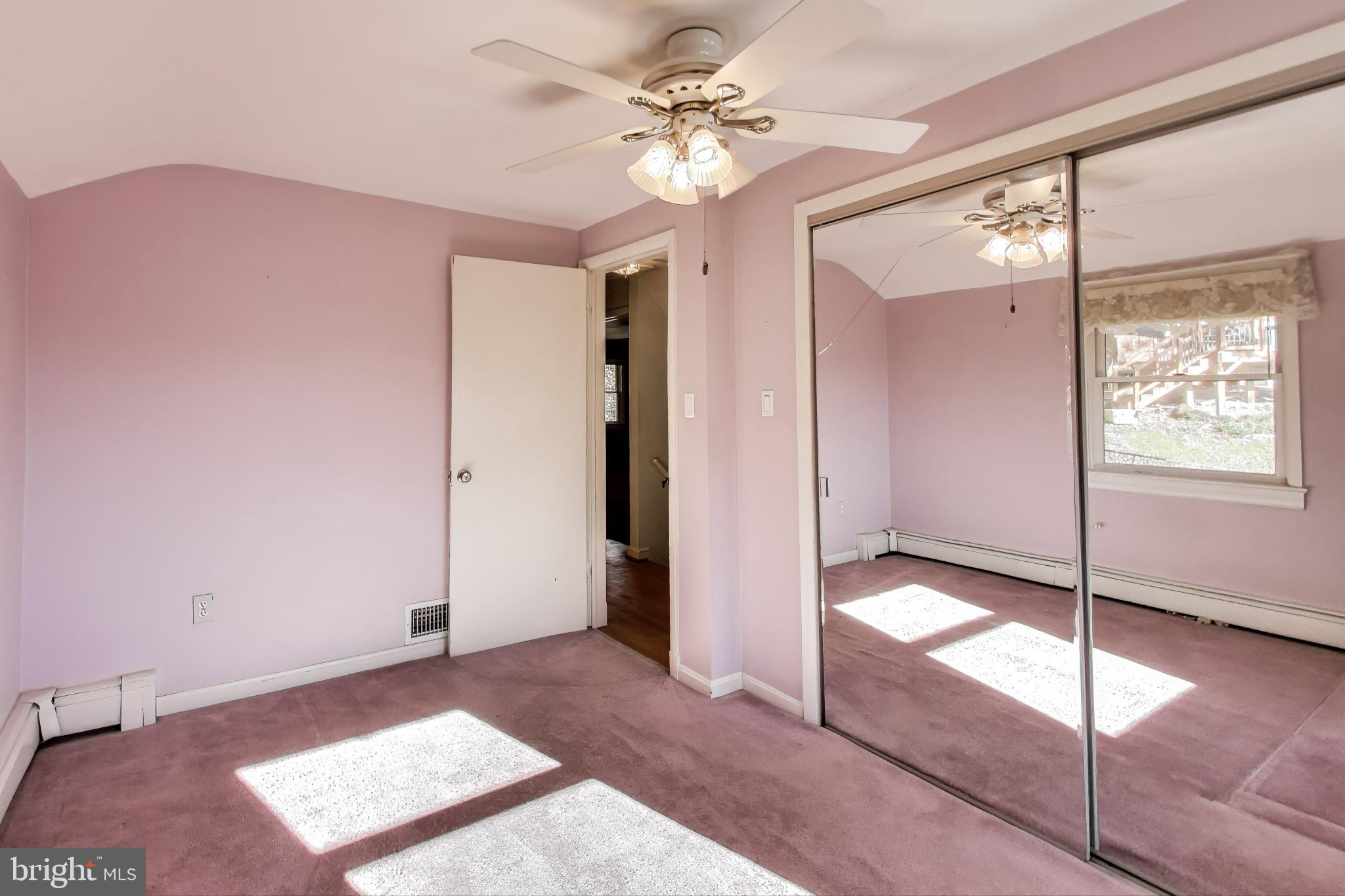 Cheverly, Maryland, 20785, United States, 5 Bedrooms Bedrooms, ,2 BathroomsBathrooms,Residential,For Sale,1990402